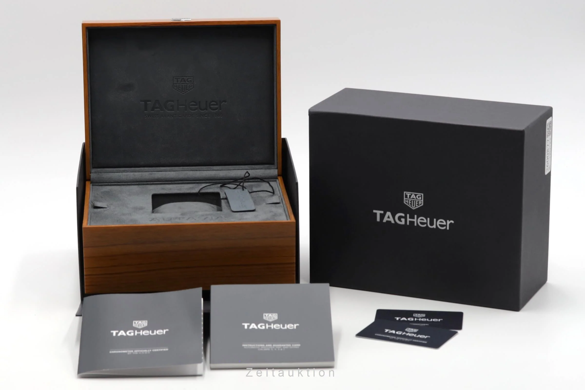 Tag Heuer Autavia steel automatic men's watch WEB5116  [2600877] - Image 9