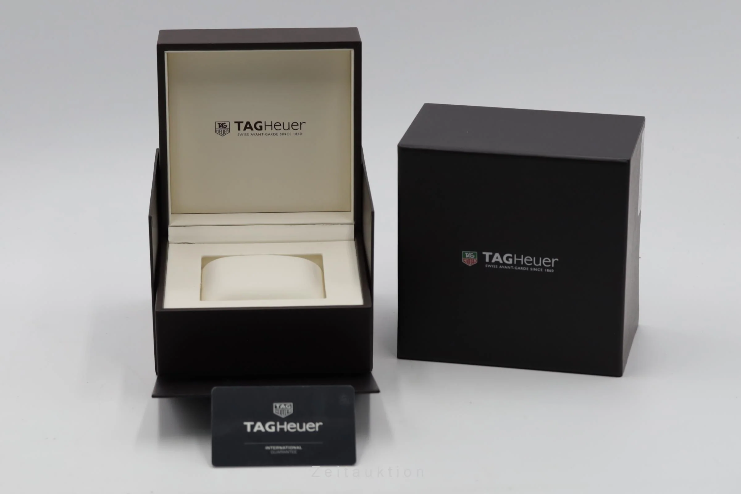 Tag Heuer Carrera chronograph ceramic / steel automatic men's watch CAR2A90.FT6071	  [2506764] - Image 9