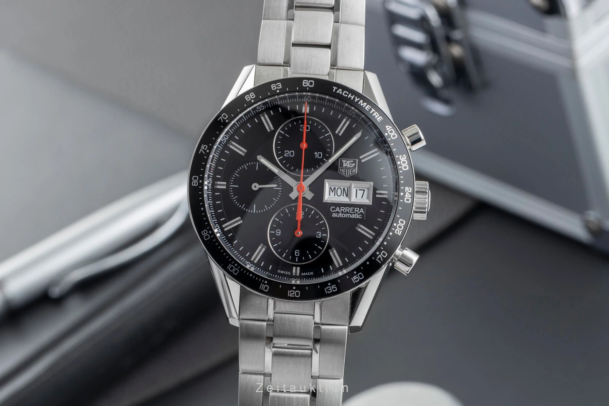 Tag Heuer Carrera chronograph steel automatic men's watch CV201AH.BA0725  [2504441] - Image 2