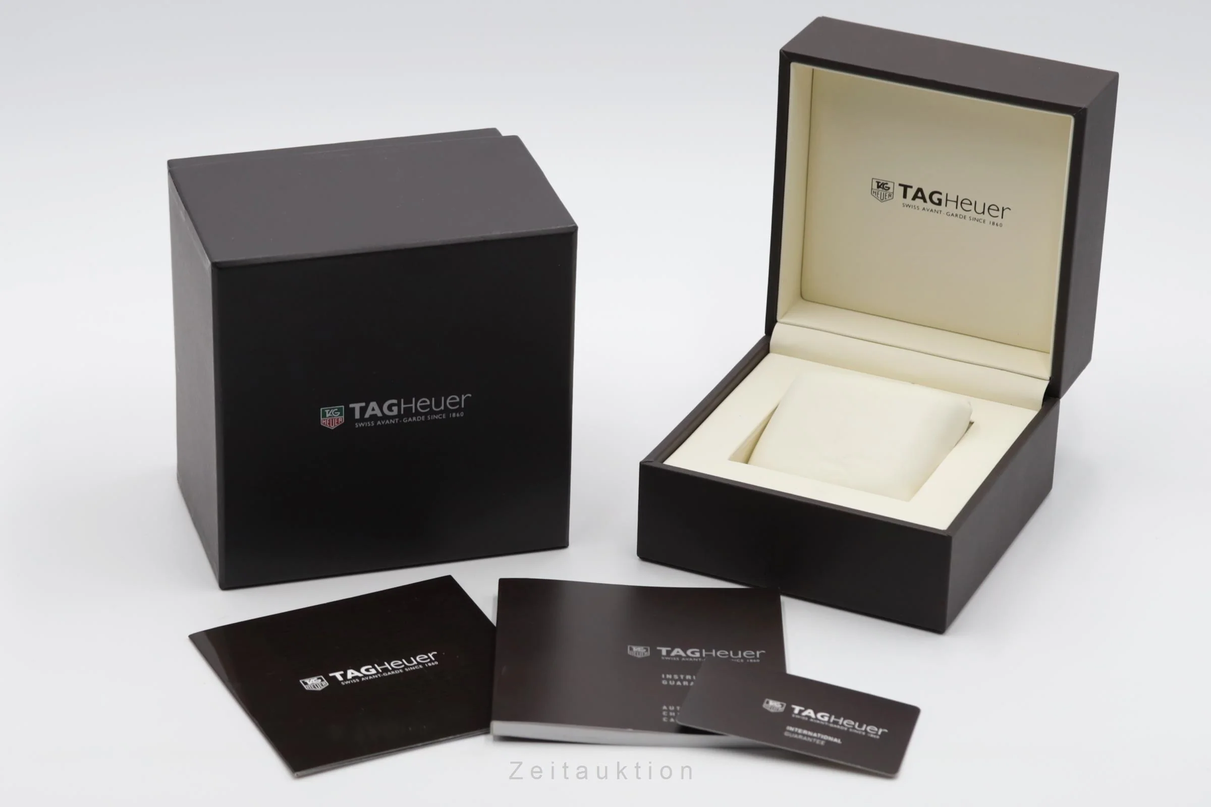 Tag Heuer Carrera chronograph steel automatic men's watch CV201AH.BA0725  [2504441] - Image 9