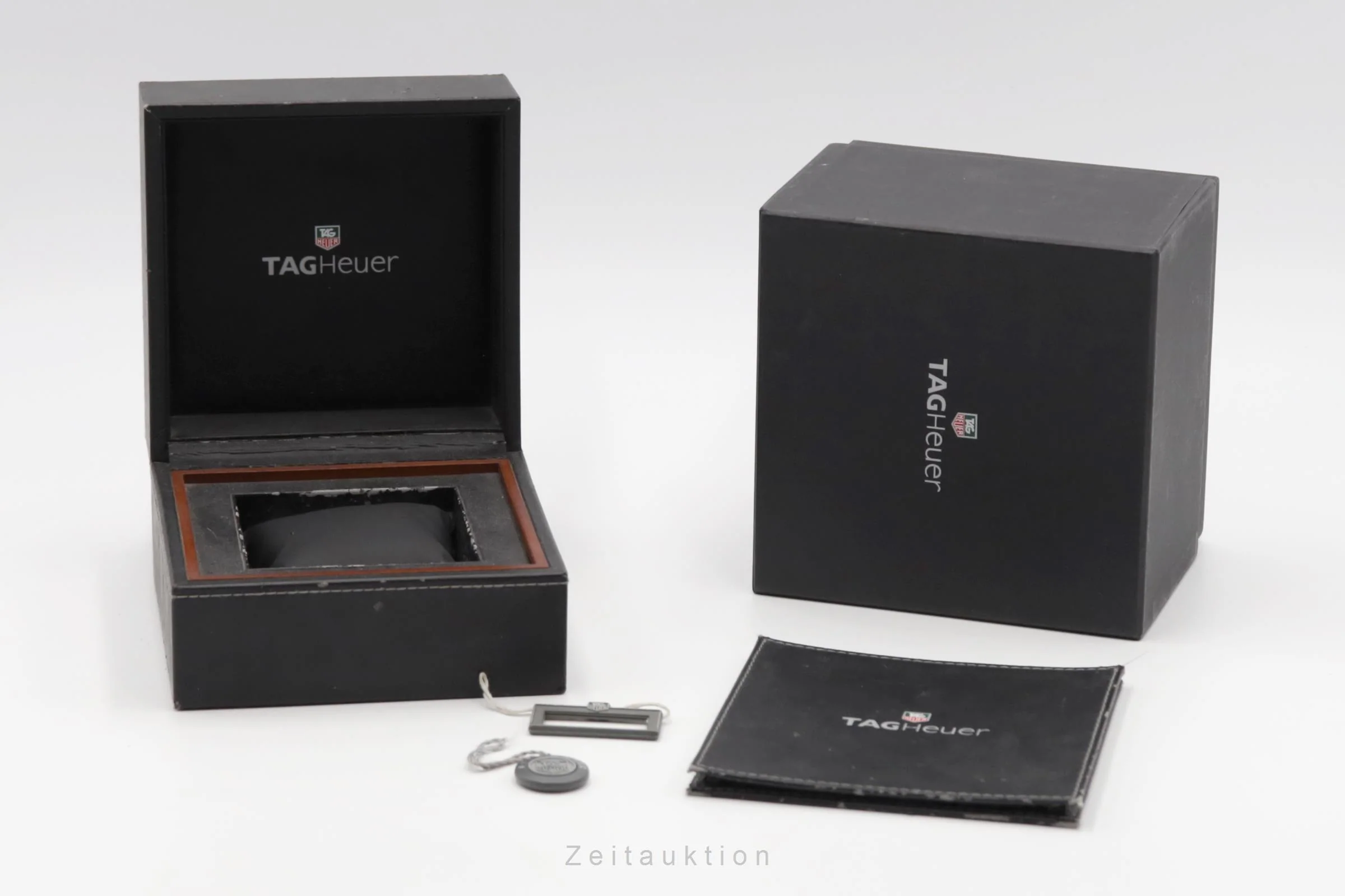 Tag Heuer Carrera chronograph steel automatic men's watch CV2115  [2504146] - Image 9