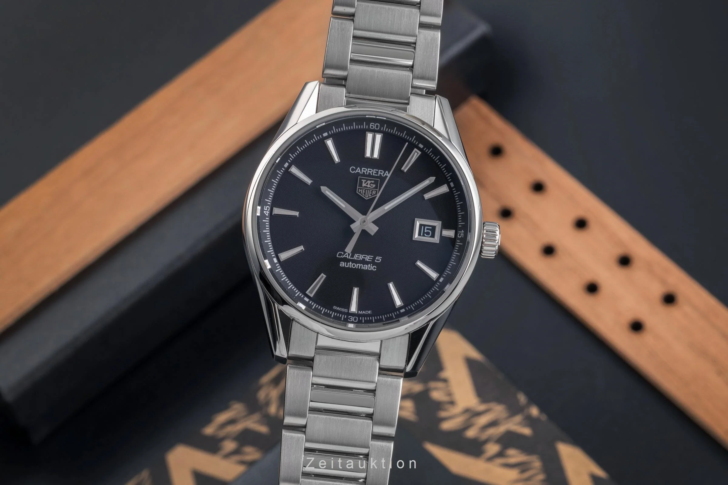 Tag Heuer Carrera steel automatic men's watch WAR211A-1  [2503455] - Image 2