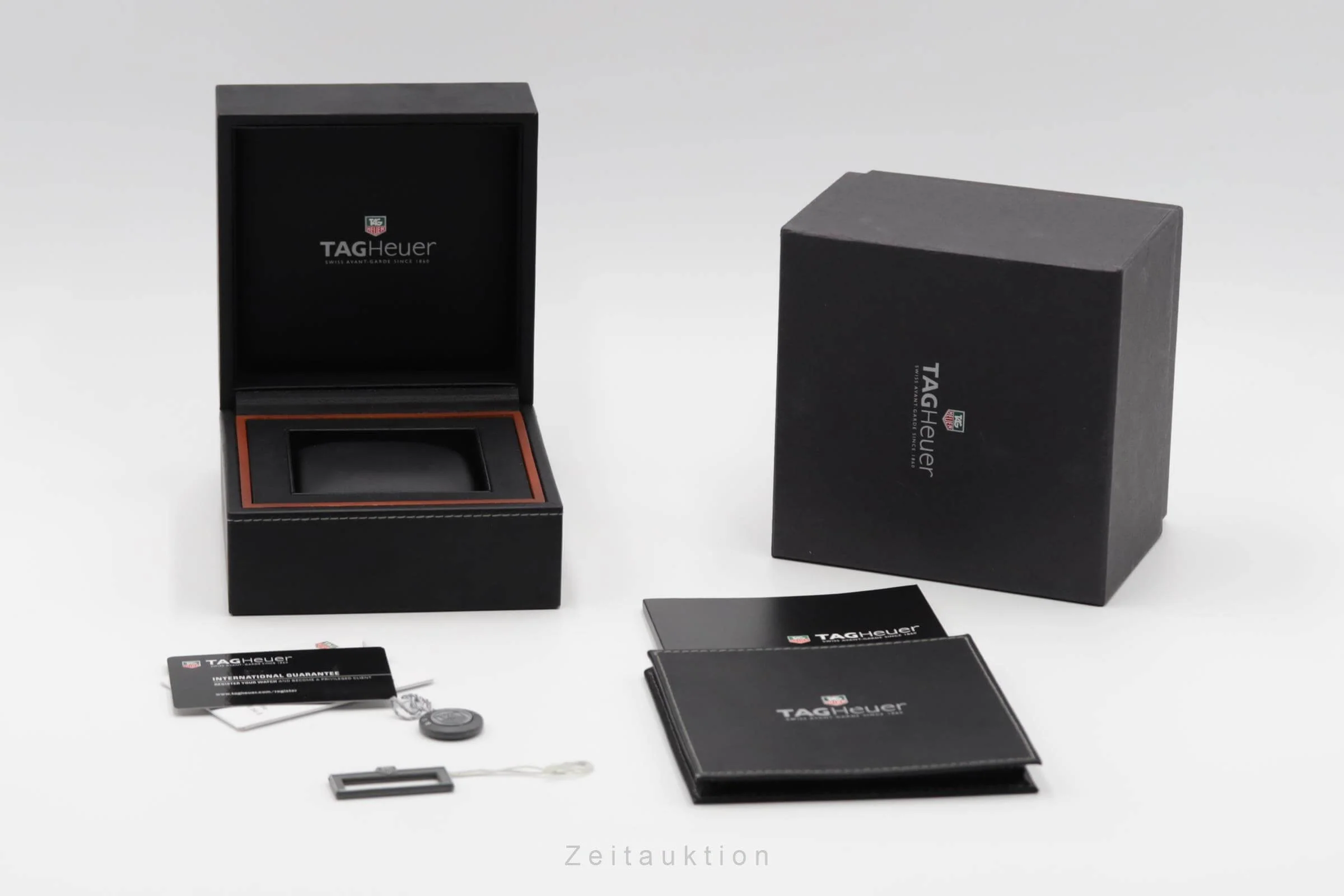 Tag Heuer Monaco chronograph steel automatic men's watch CAW2113FC6250 LP: 7900EUR Limited  [2501439] - Image 9