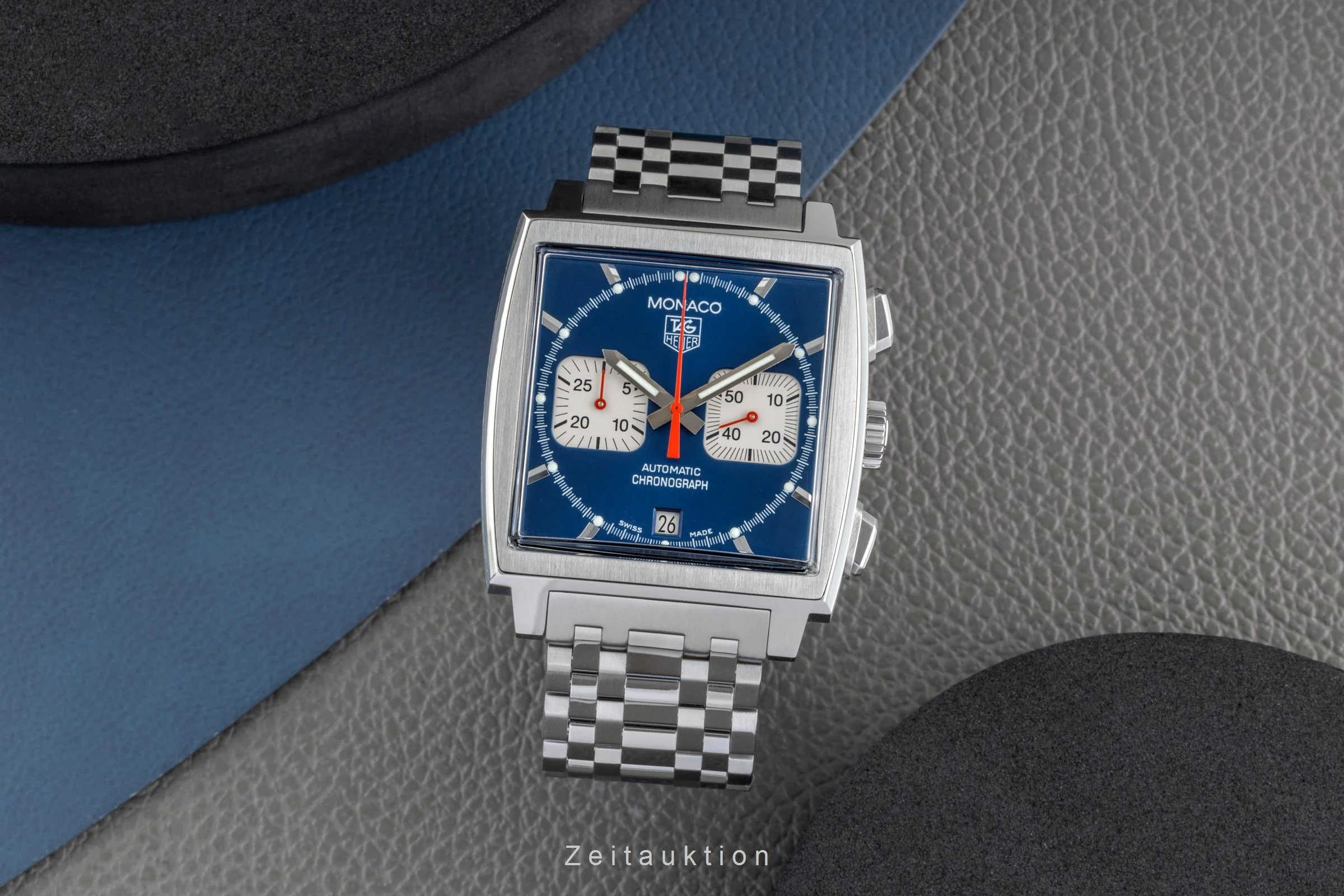 Tag Heuer Monaco chronograph steel automatic men's watch CW 2113-0  [2505139] - Image 4