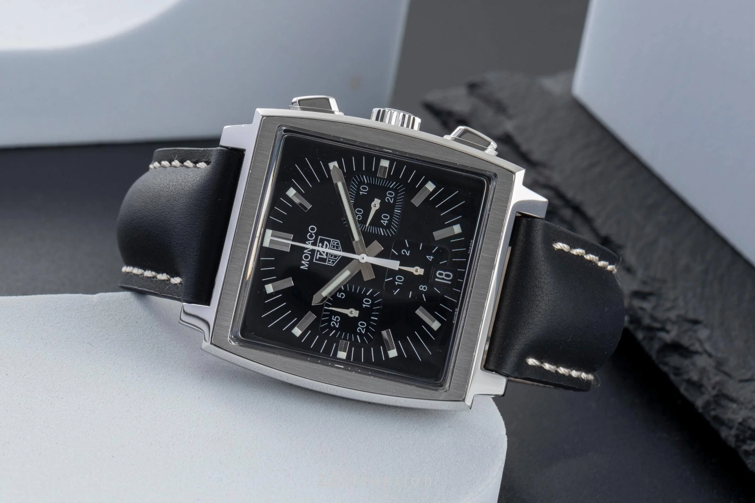 Tag Heuer Monaco chronograph steel automatic men's watch CW2111-0 LP: 6850EUR  [2501753] - Image 3