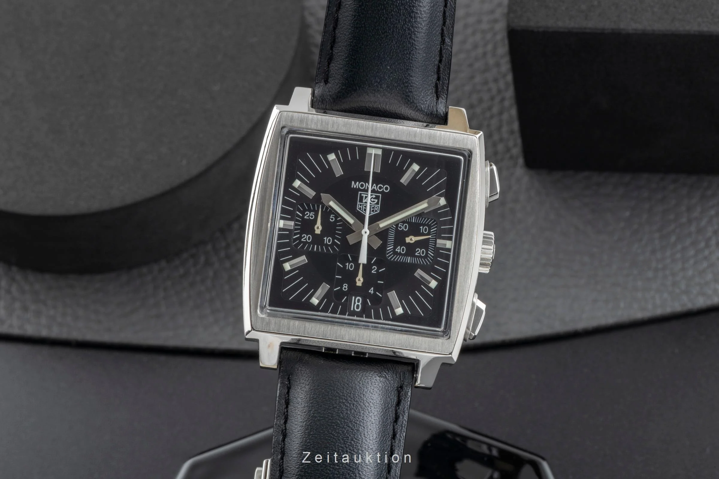 Tag Heuer Monaco chronograph steel automatic men's watch CW2111-0  [2505838] - Image 2