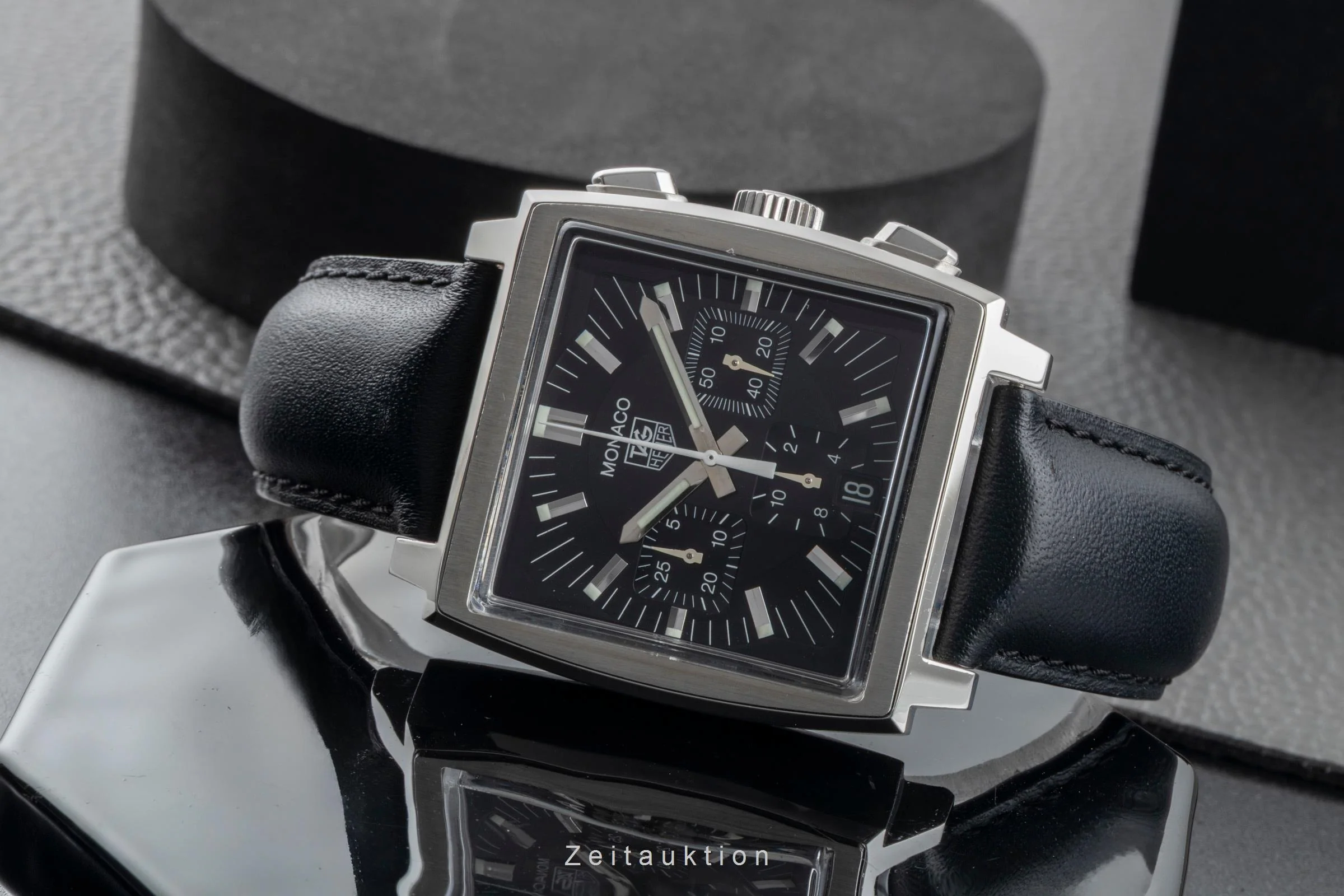 Tag Heuer Monaco chronograph steel automatic men's watch CW2111-0  [2505838] - Image 3