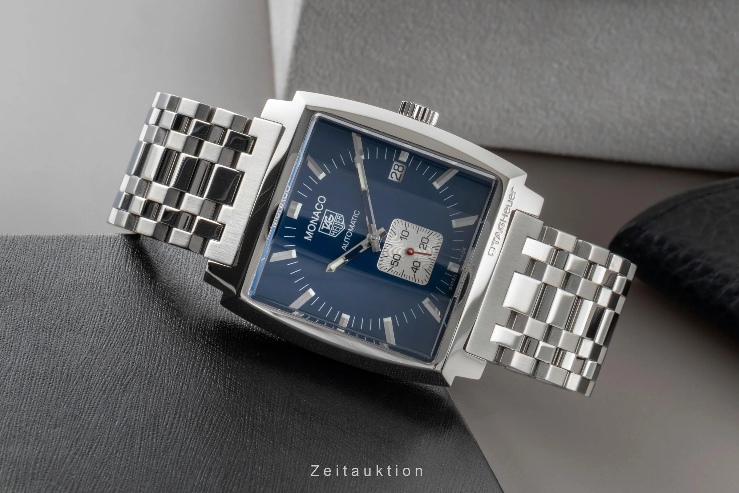 Tag Heuer Monaco steel automatic men's watch WW2111  [2600364] - Image 3