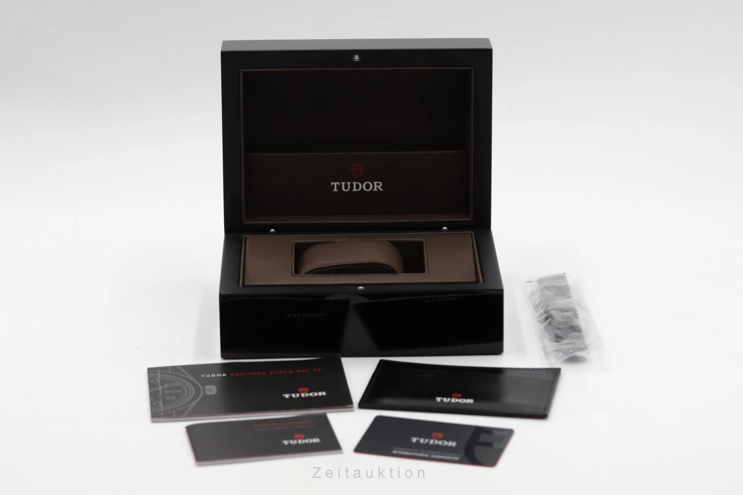 Tudor Black Bay 36 steel automatic men's watch 79500-0002  [2507327] - Image 9