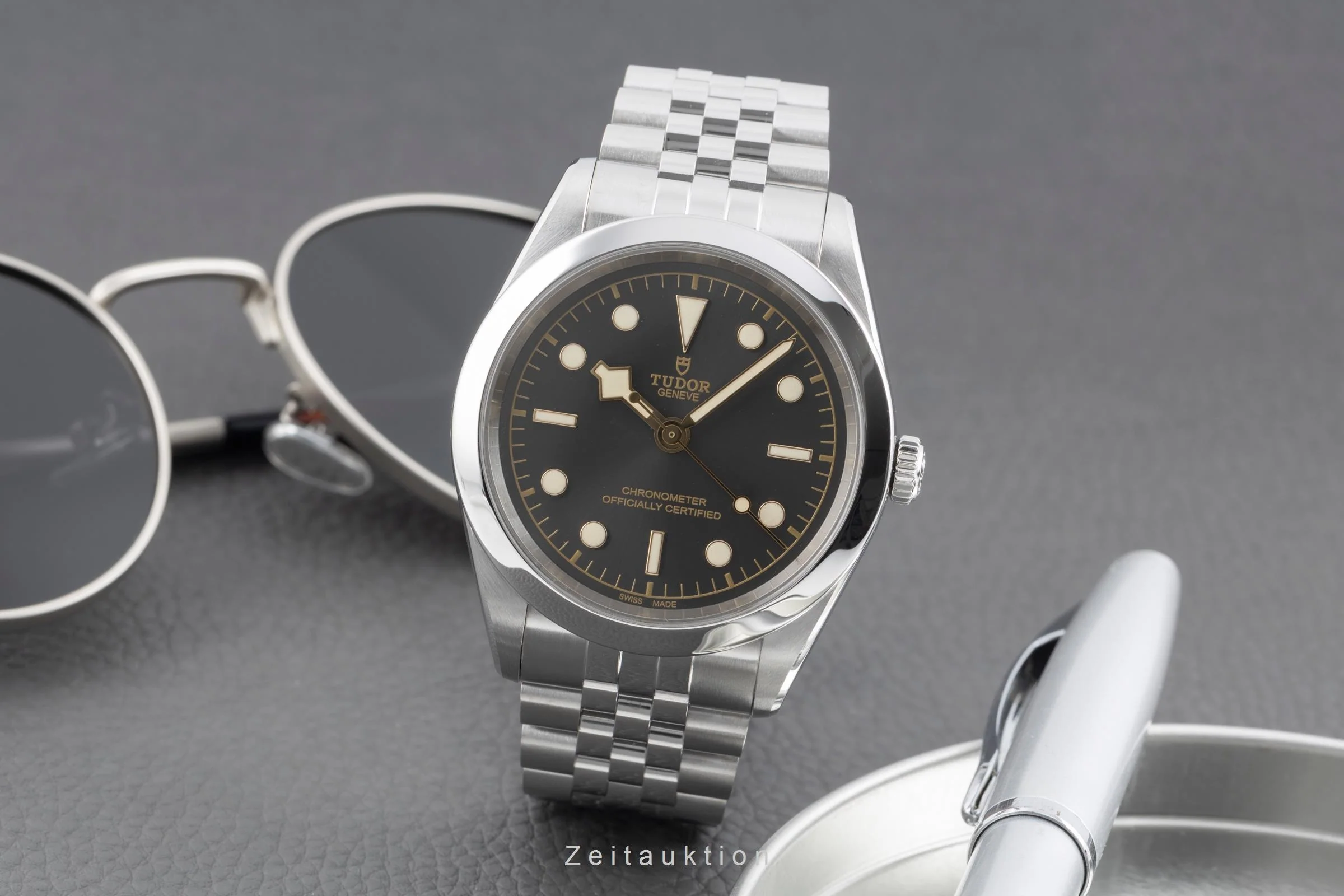Tudor Black Bay 41 steel automatic men's watch M79680-0001 LP: 4260EUR  [2507119] - Image 4