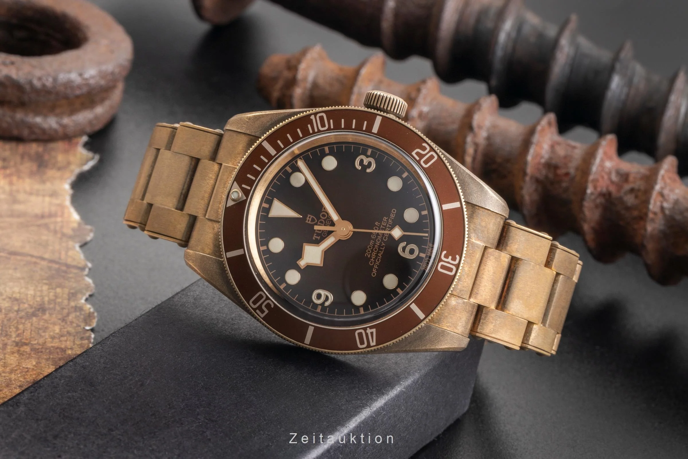 Tudor Black Bay bronze automatic men's watch 79012M  [2504304] - Image 3