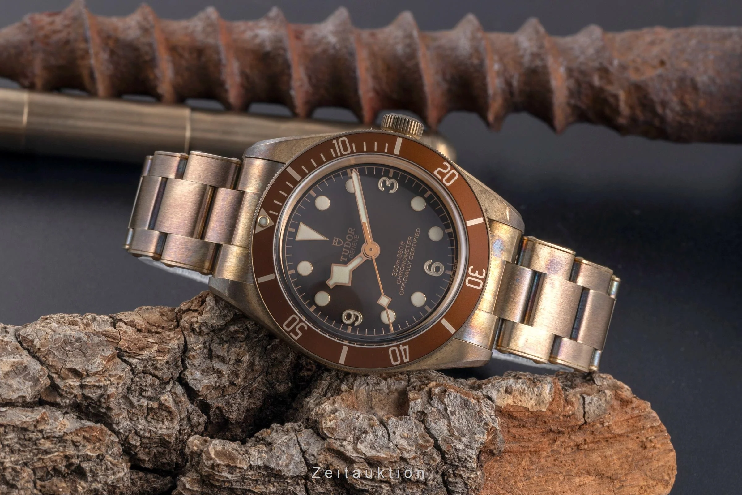 Tudor Black Bay bronze automatic men's watch 79012M  [2600112] - Image 3