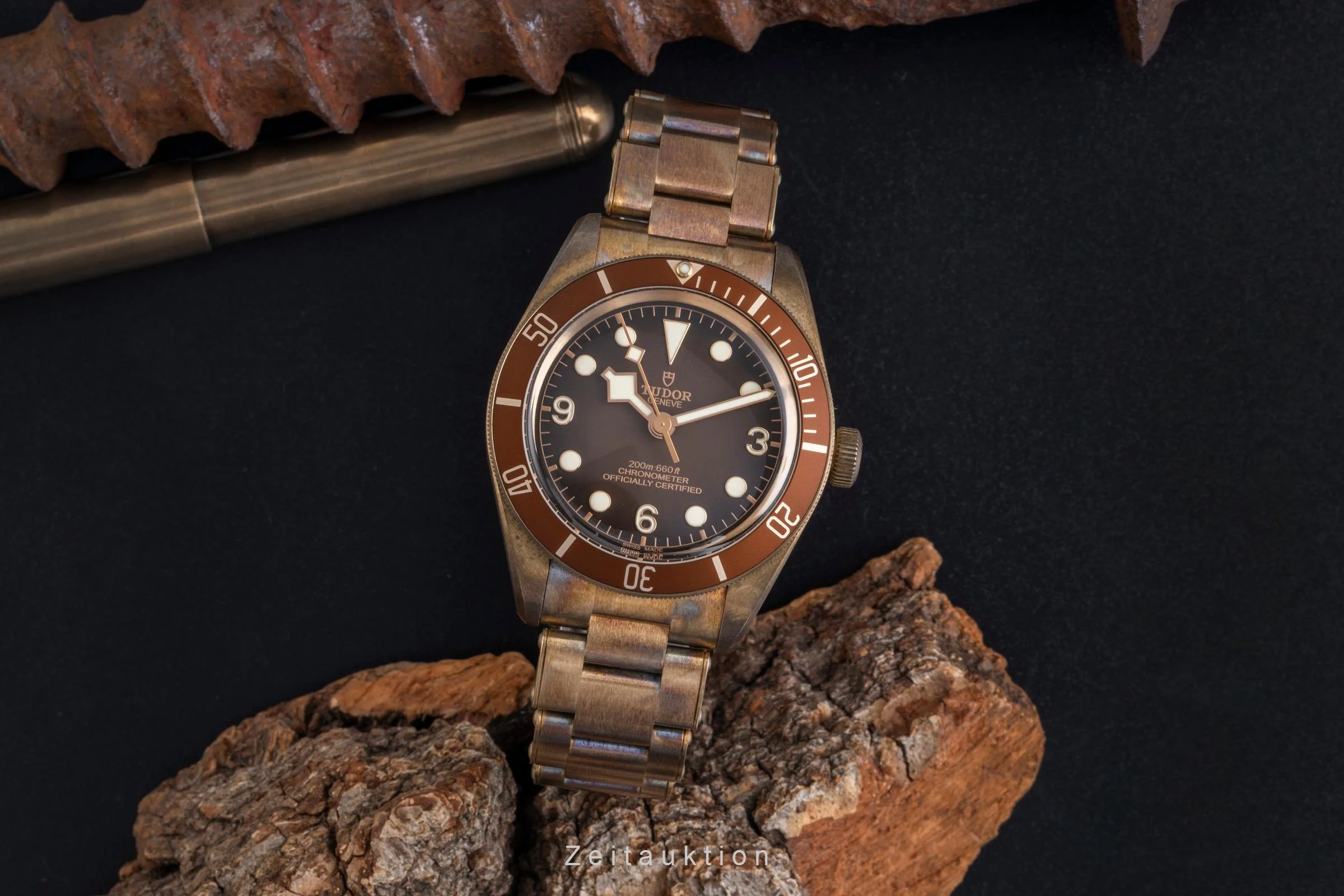 Tudor Black Bay bronze automatic men's watch 79012M  [2600112] - Image 4