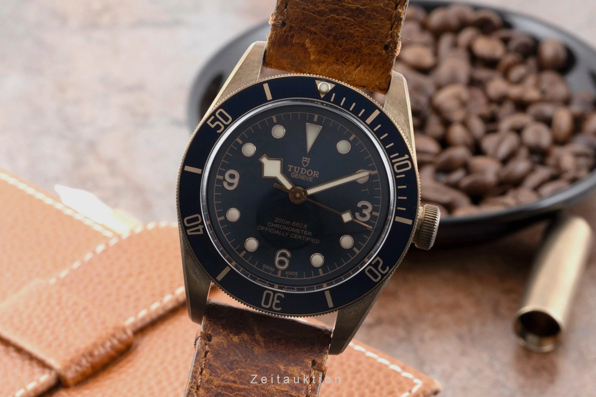 Tudor Black Bay bronze automatic men's watch 79250BB-0001 LP: 4800EUR  [2601150] - Image 2