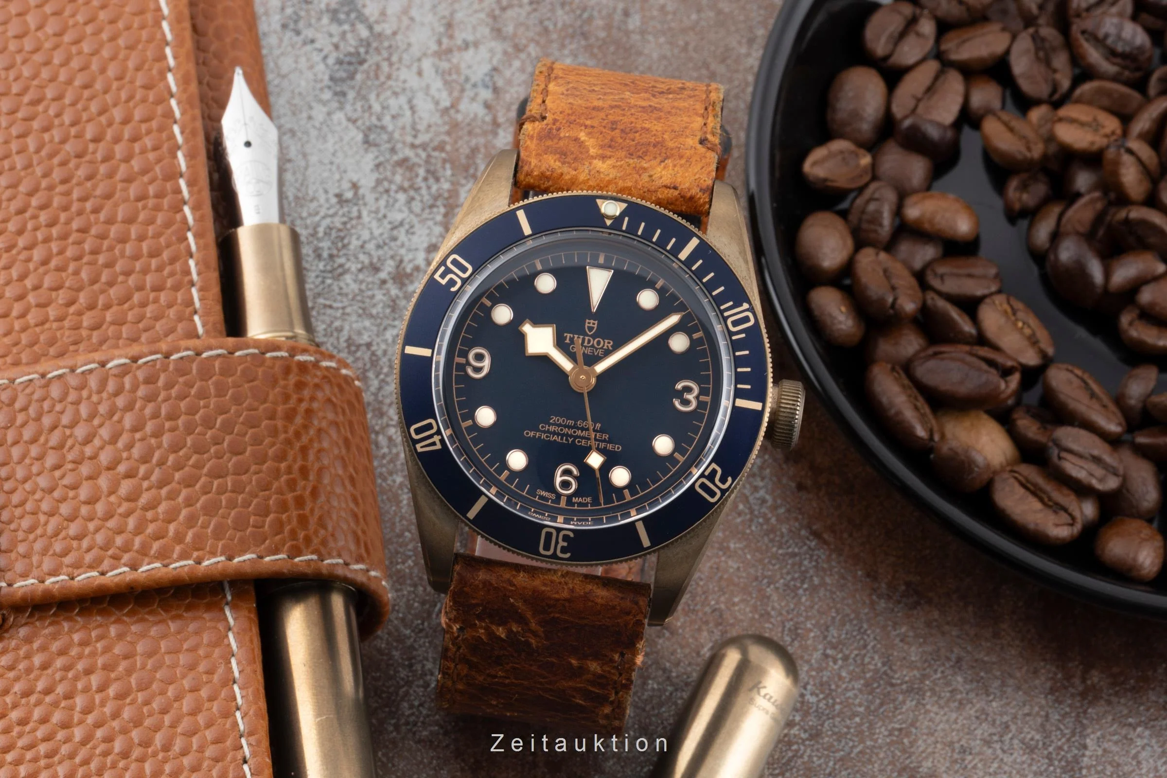 Tudor Black Bay bronze automatic men's watch 79250BB-0001 LP: 4800EUR  [2601150] - Image 4