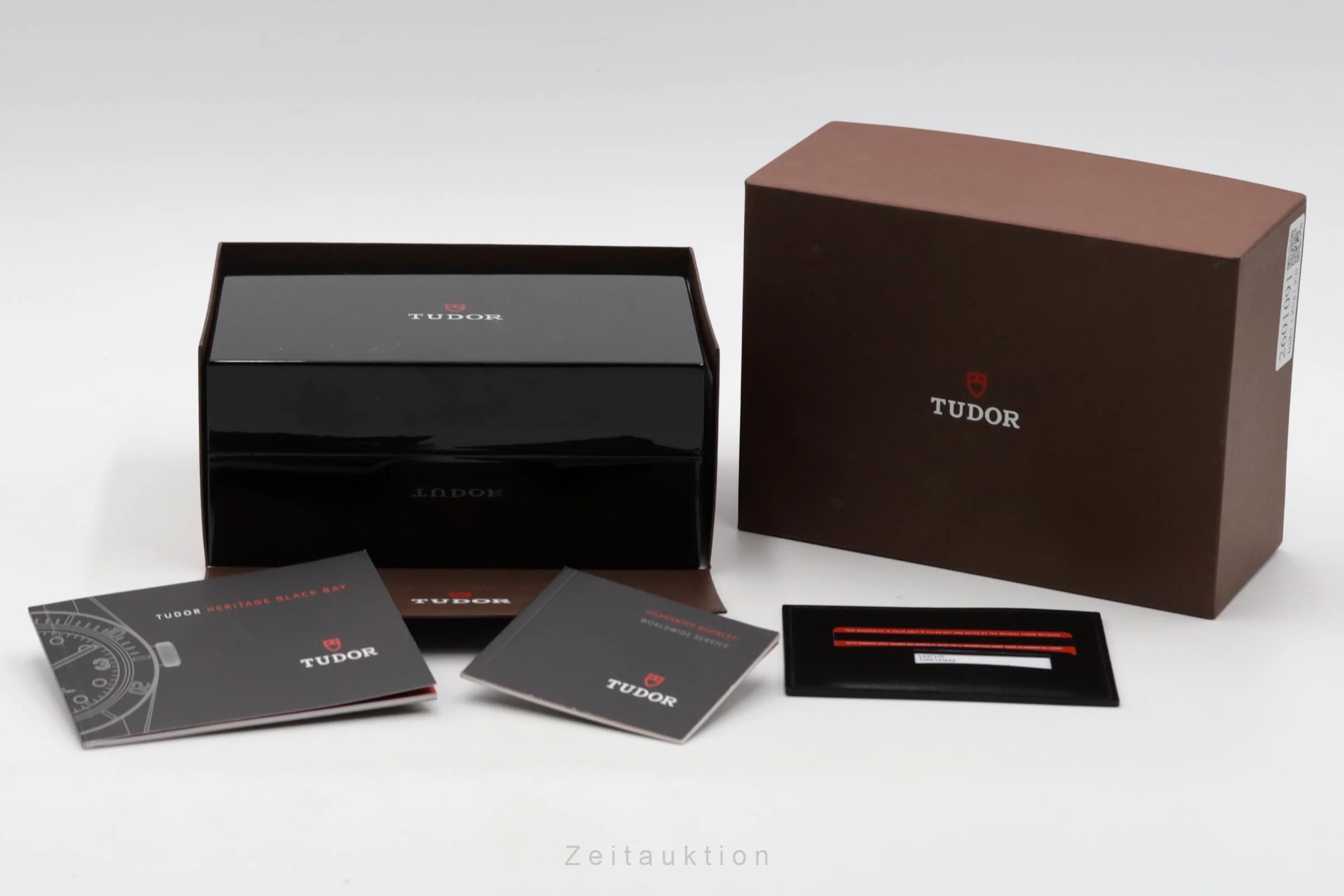 Tudor Black Bay bronze automatic men's watch 79250BM  [2601091] - Image 9