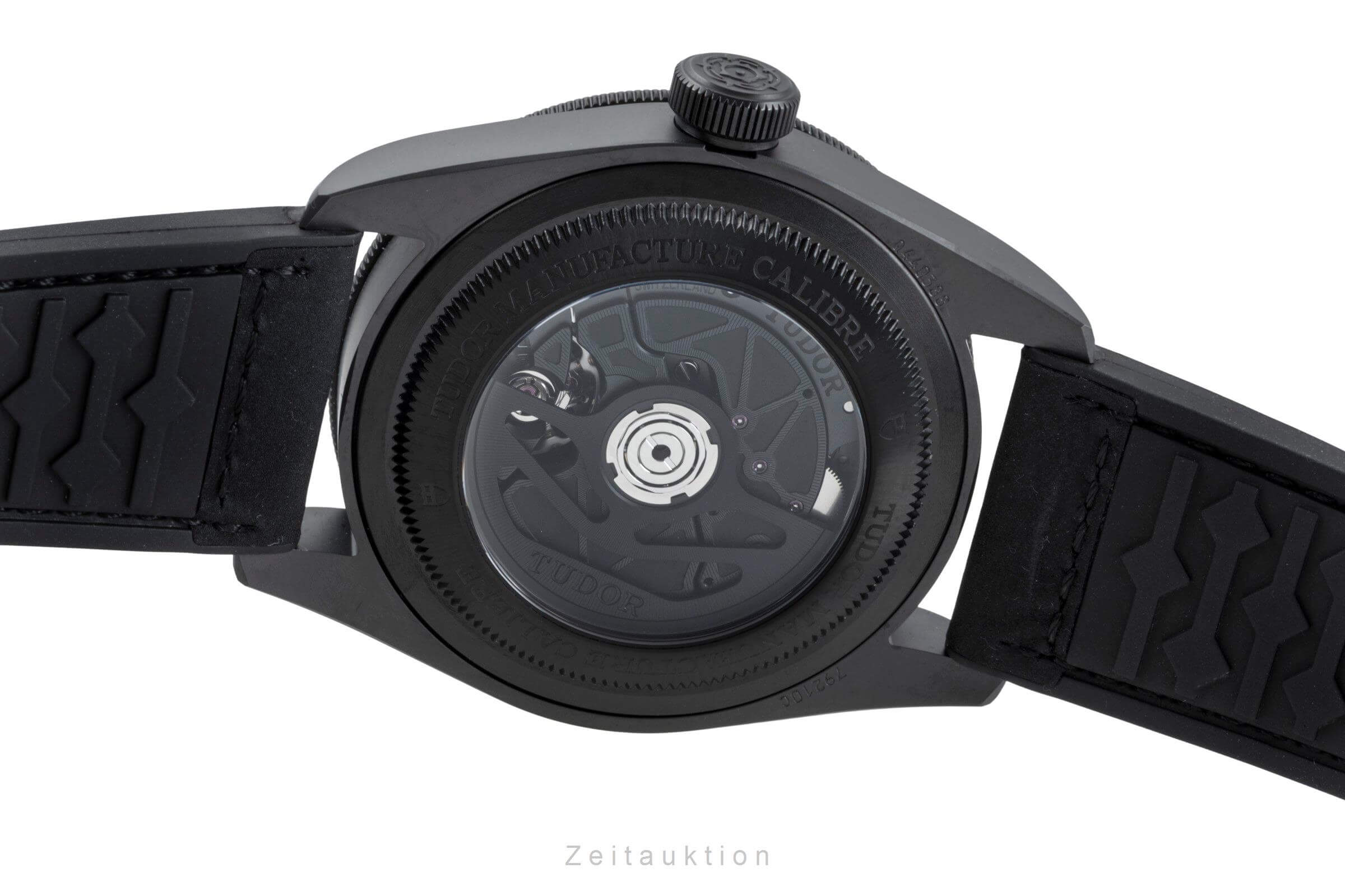 Tudor Black Bay ceramic automatic men's watch 79210CNU-0001 LP: 5300EUR  [2502192] - Image 11