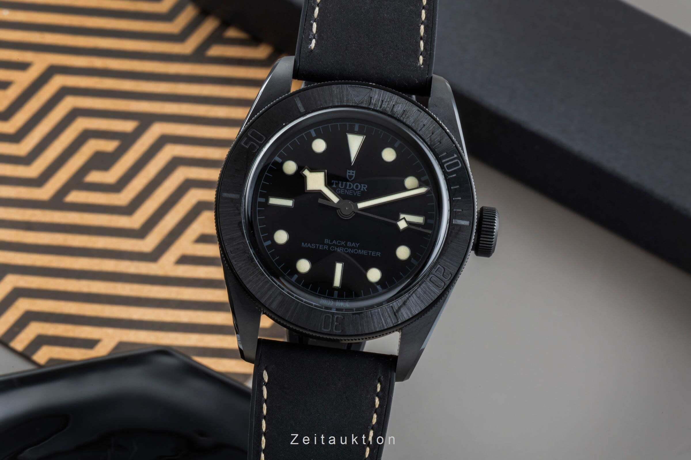 Tudor Black Bay ceramic automatic men's watch 79210CNU-0001 LP: 5300EUR  [2502192] - Image 2