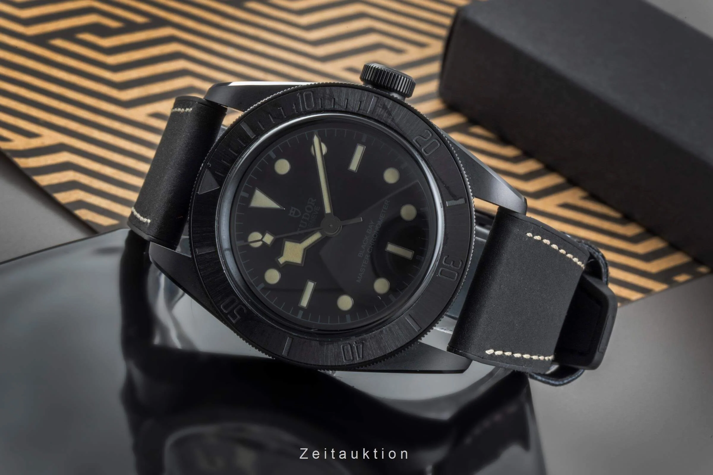 Tudor Black Bay ceramic automatic men's watch 79210CNU-0001 LP: 5300EUR  [2502192] - Image 3
