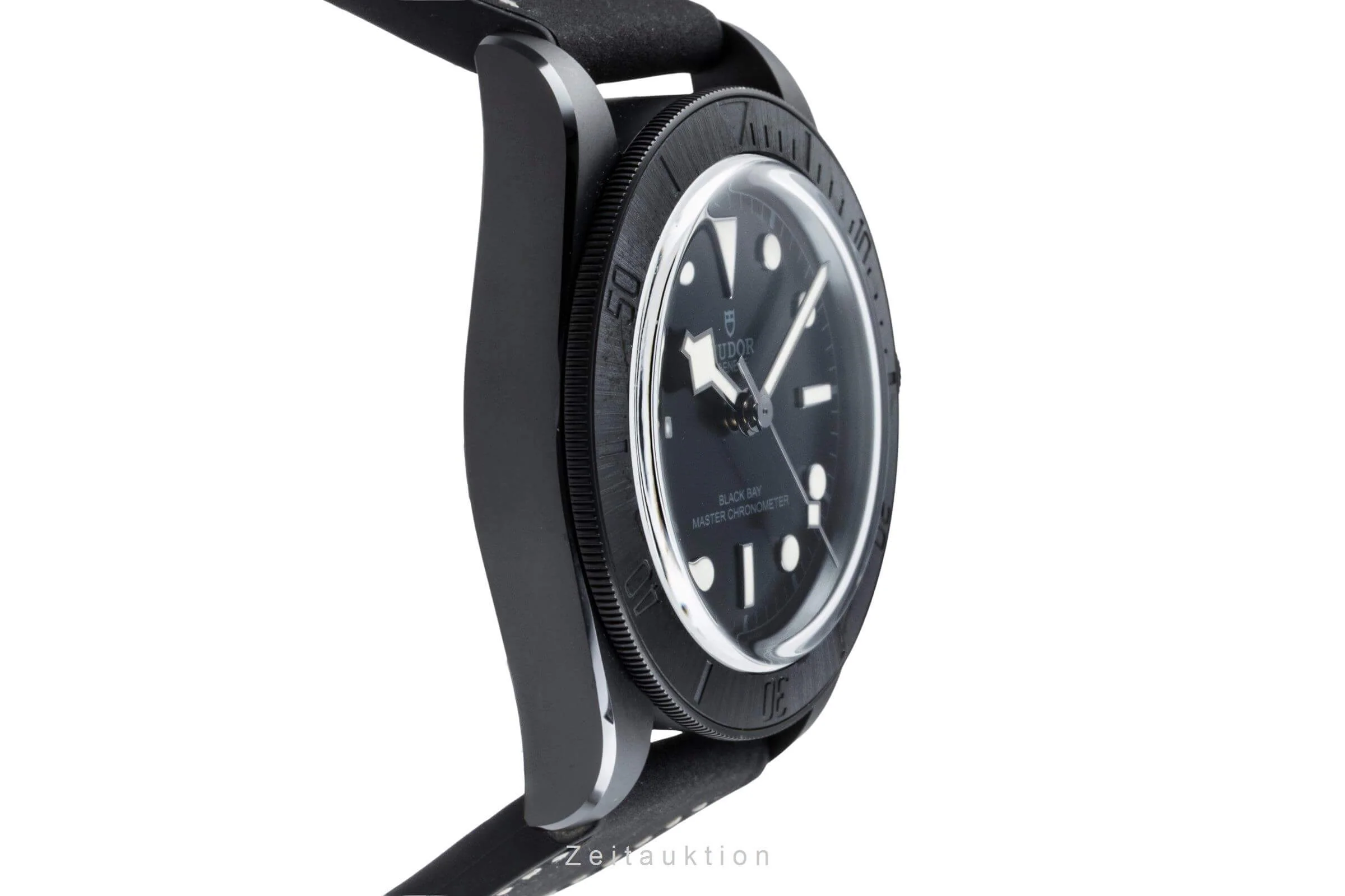 Tudor Black Bay ceramic automatic men's watch 79210CNU-0001 LP: 5300EUR  [2502192] - Image 8