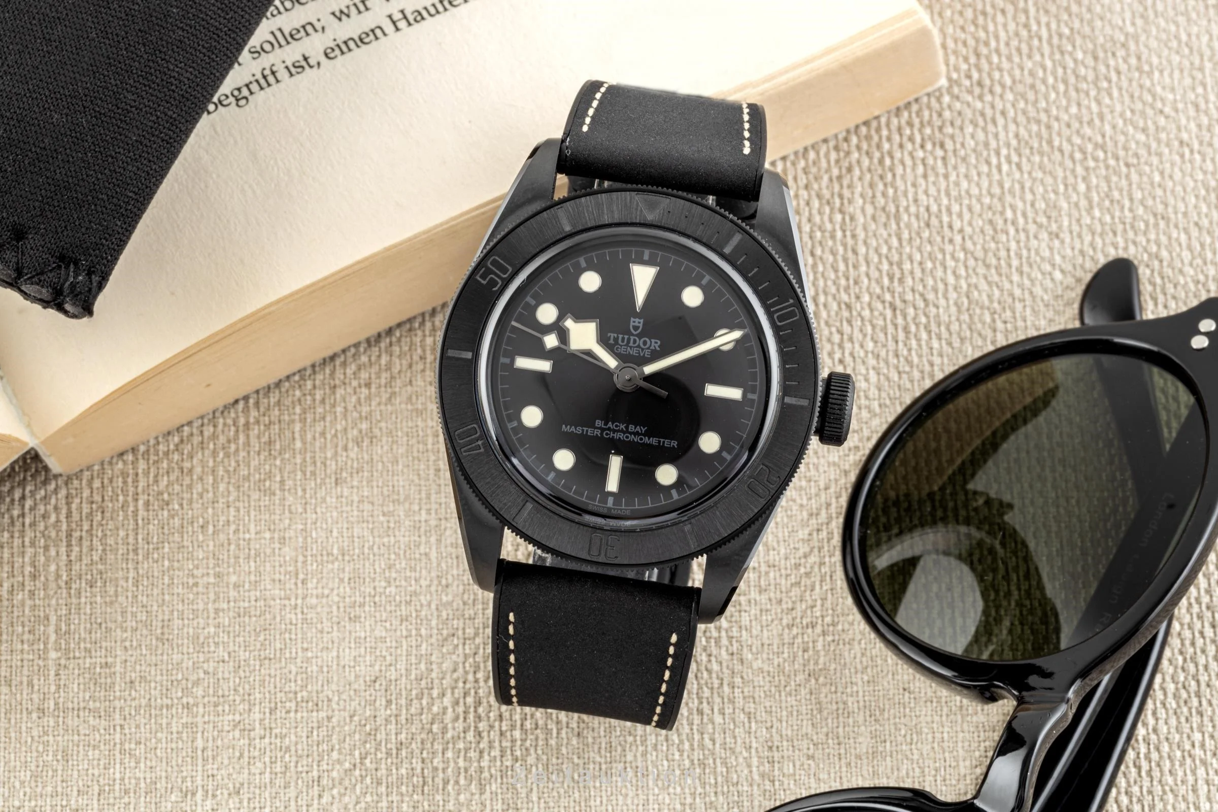 Tudor Black Bay ceramic automatic men's watch 79210CNU LP: 4920EUR  [2301341] - Image 3