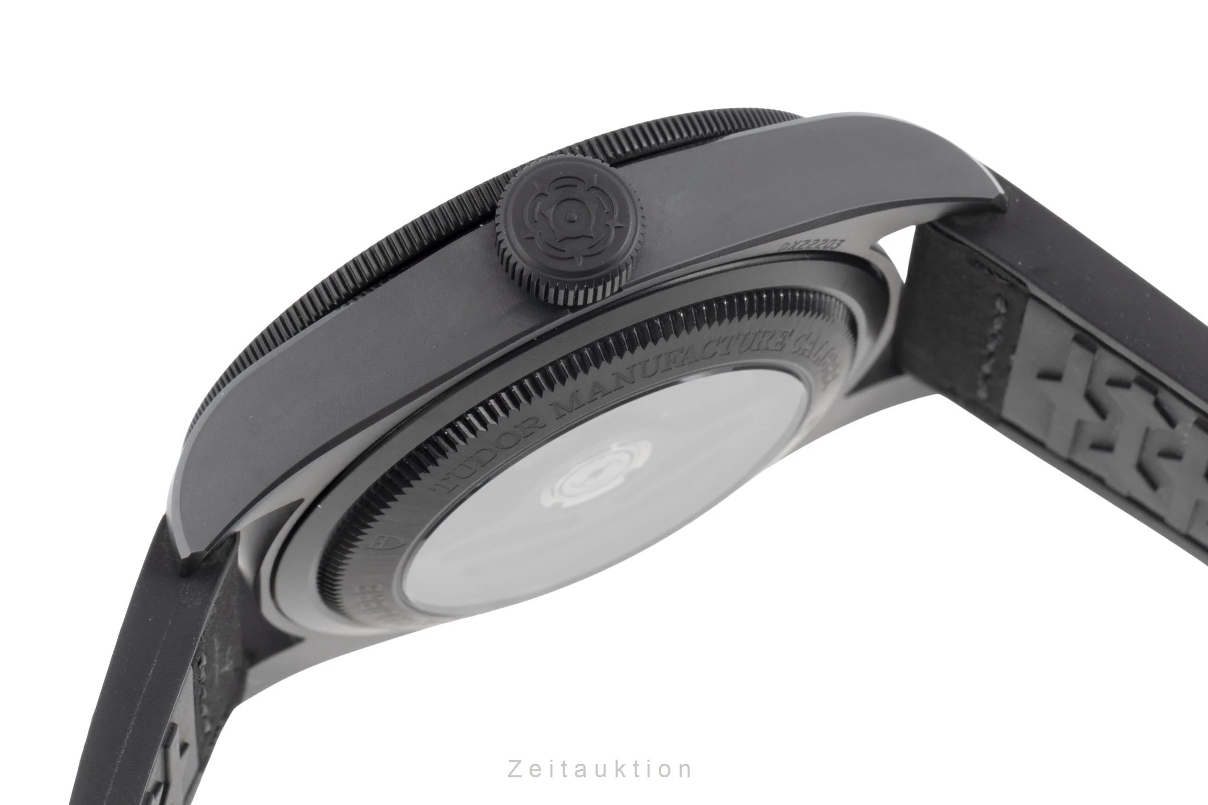 Tudor Black Bay ceramic / steel automatic men's watch 79210CNU LP: 5300EUR  [2506650] - Image 13