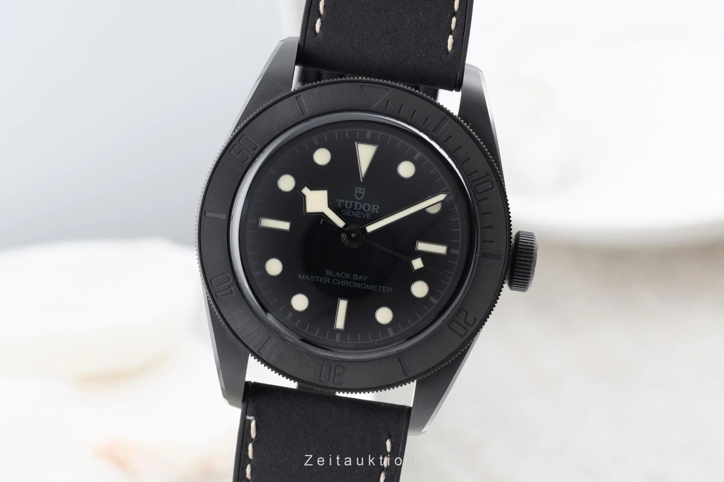 Tudor Black Bay ceramic / steel automatic men's watch 79210CNU LP: 5300EUR  [2506650] - Image 2