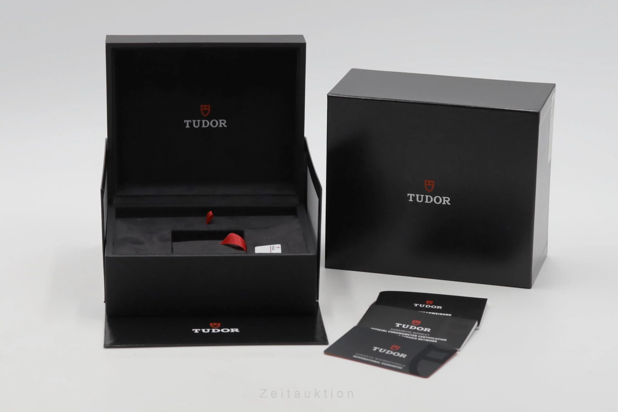 Tudor Black Bay chronograph steel automatic men's watch 79360B-0002  [2506759] - Image 9