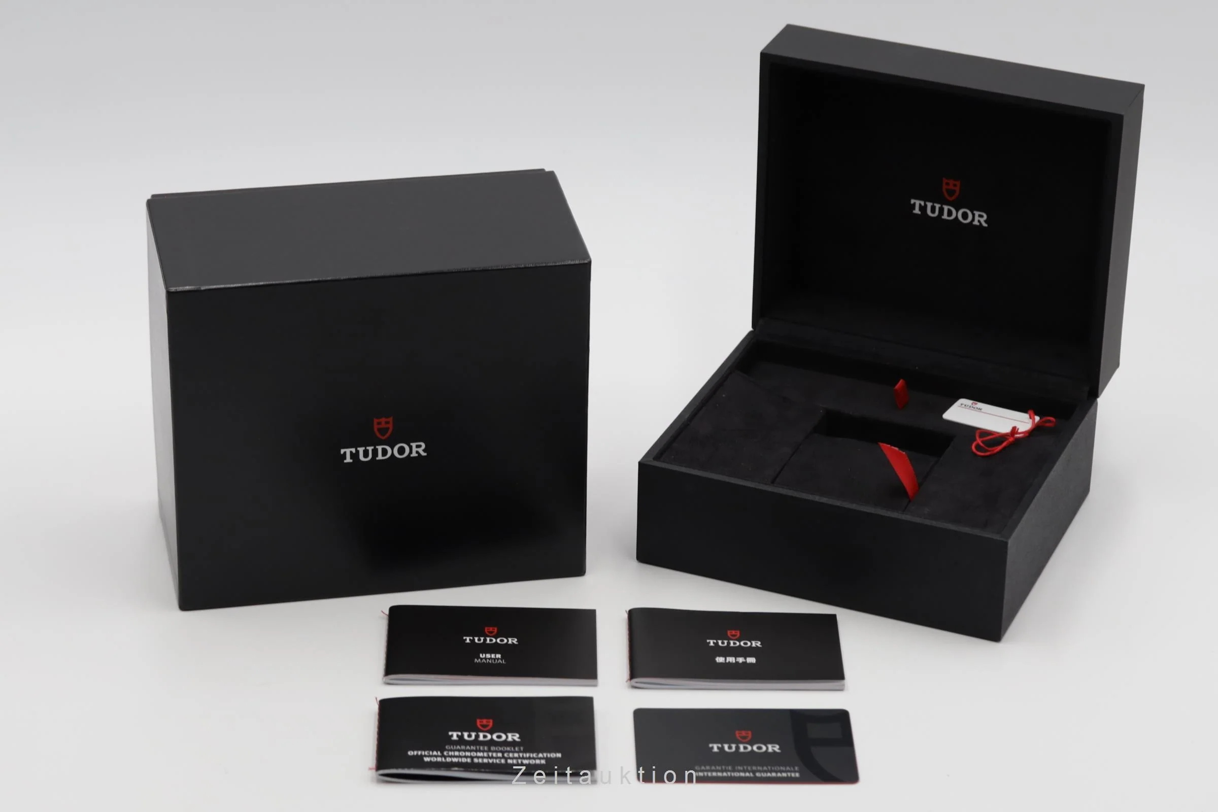 Tudor Black Bay chronograph steel automatic men's watch 79360N  [2504393] - Image 9