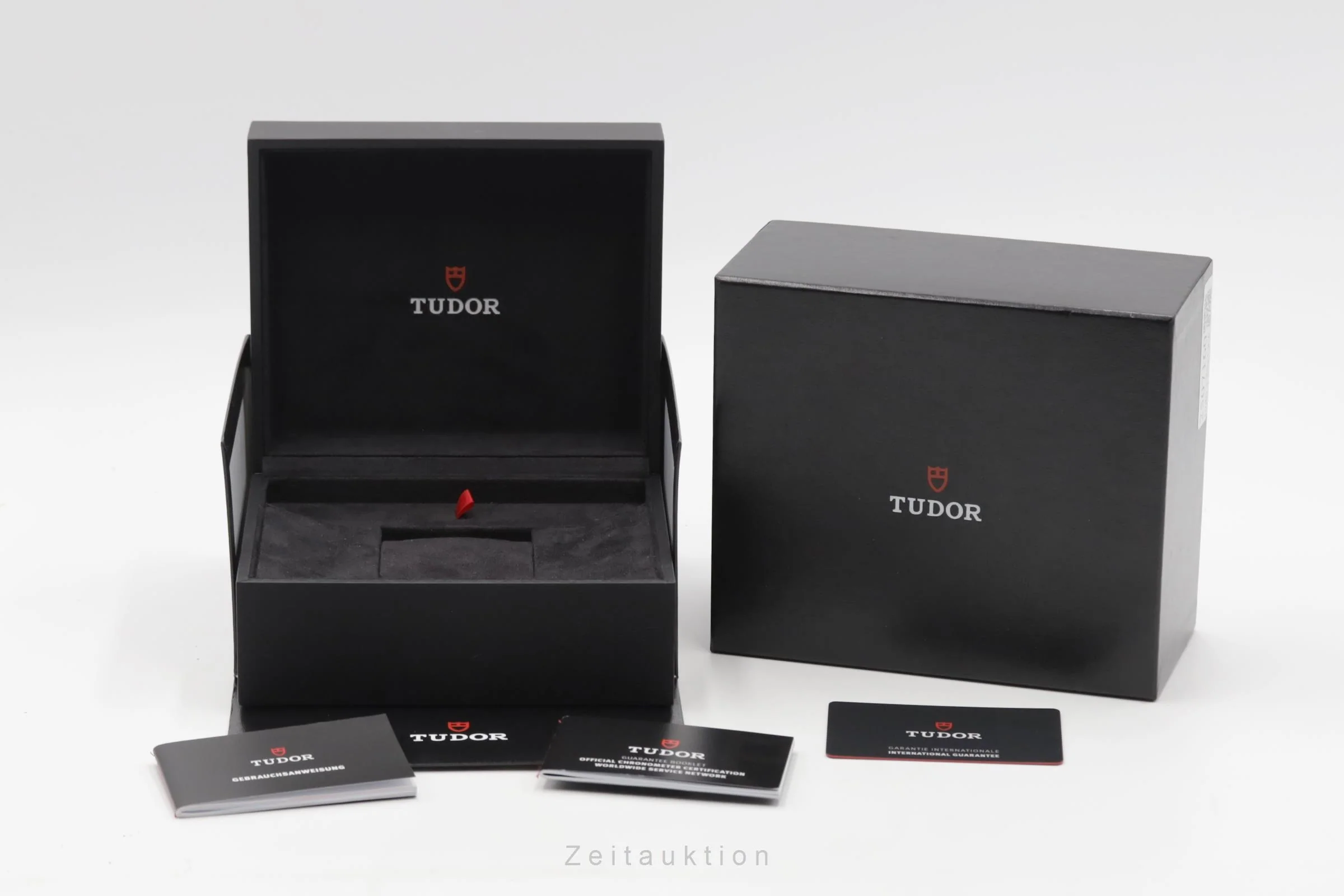 Tudor Black Bay steel automatic men's watch 79000N  [2507160] - Image 9
