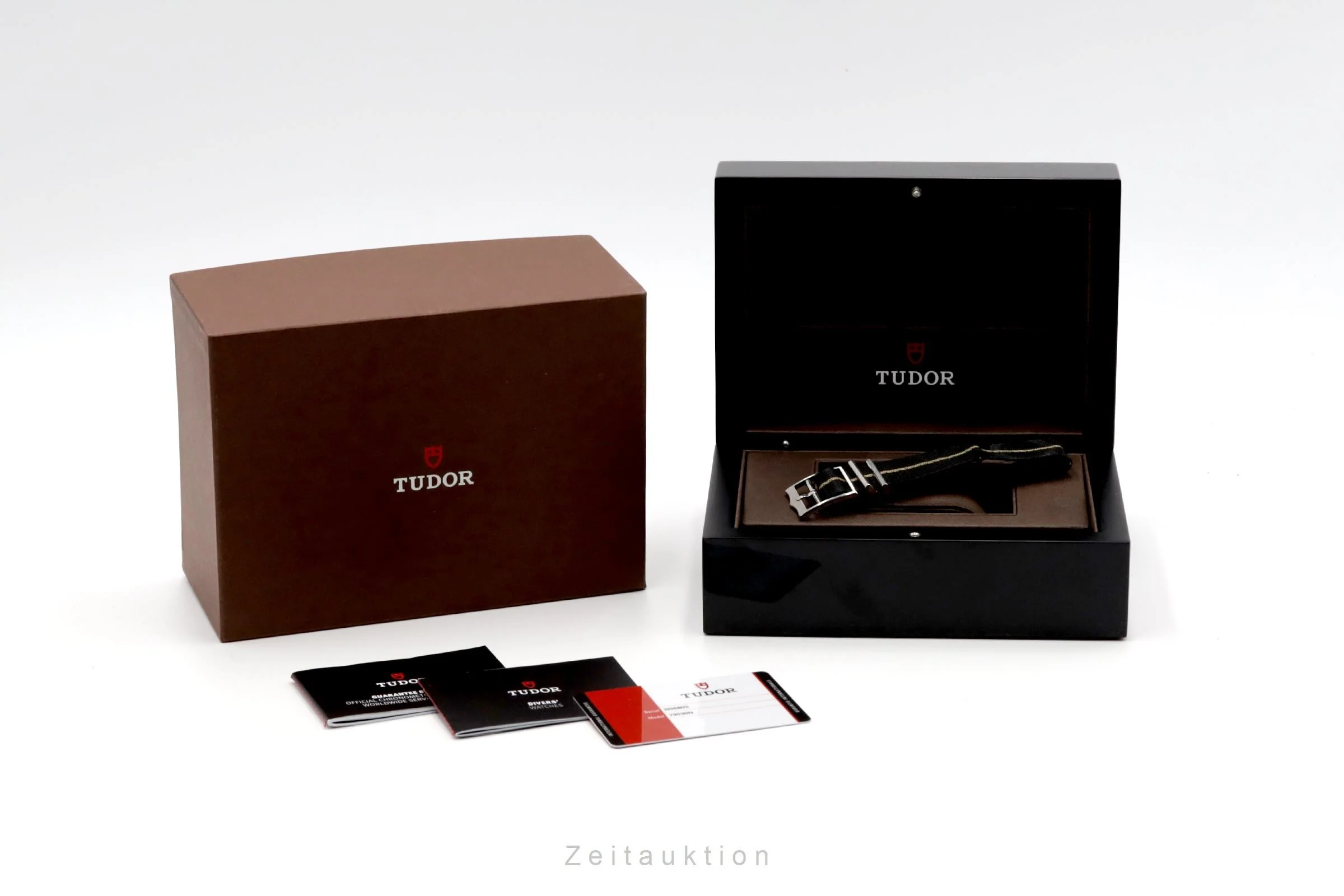 Tudor Black Bay steel automatic men's watch 79030N LP: 3850EUR  [2300781] - Image 8