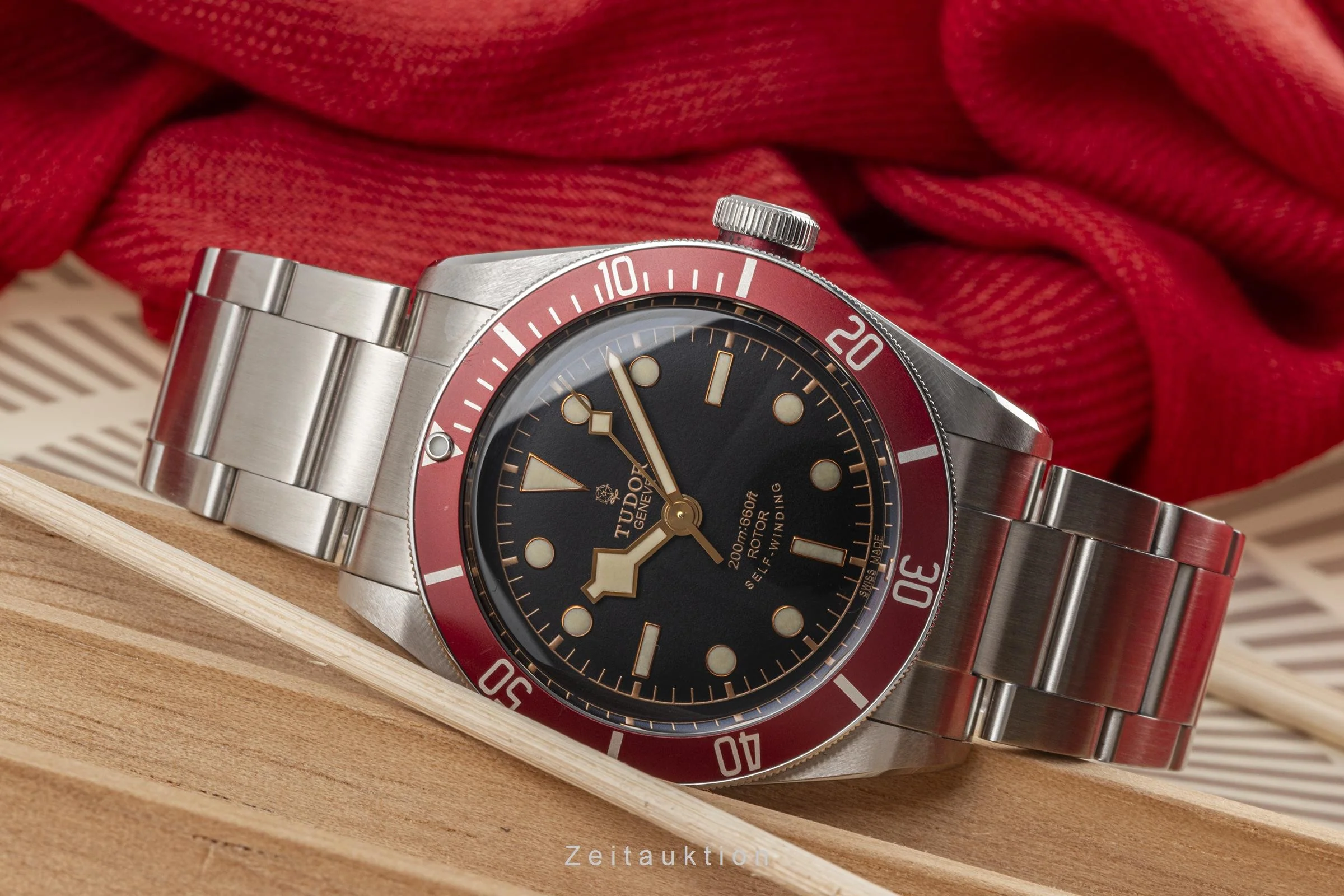 Tudor Black Bay steel automatic men's watch 79220 LP: 3950EUR  [2302344] - Image 2