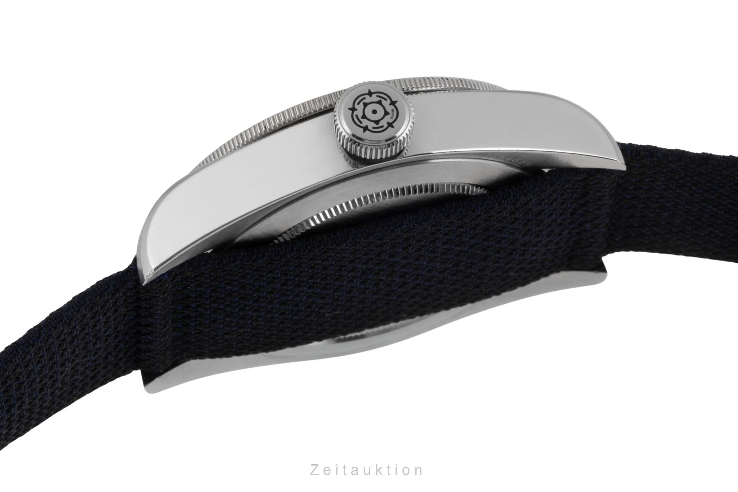Tudor Black Bay steel automatic men's watch 79220B  [2600604] - Image 11