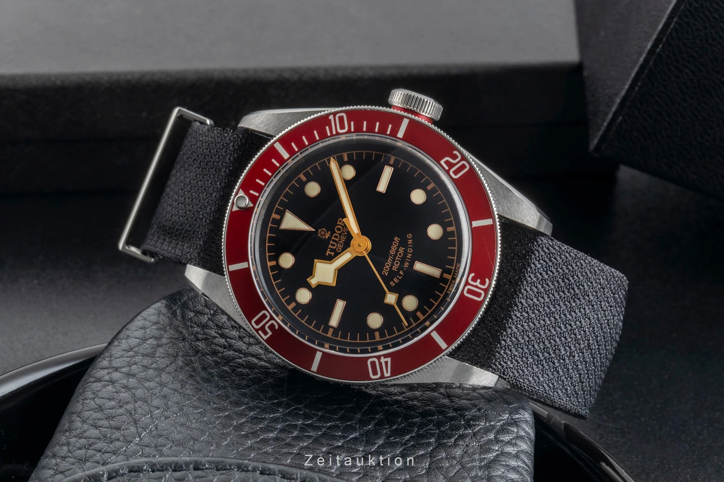 Tudor Black Bay steel automatic men's watch 79220R  [2505124] - Image 3