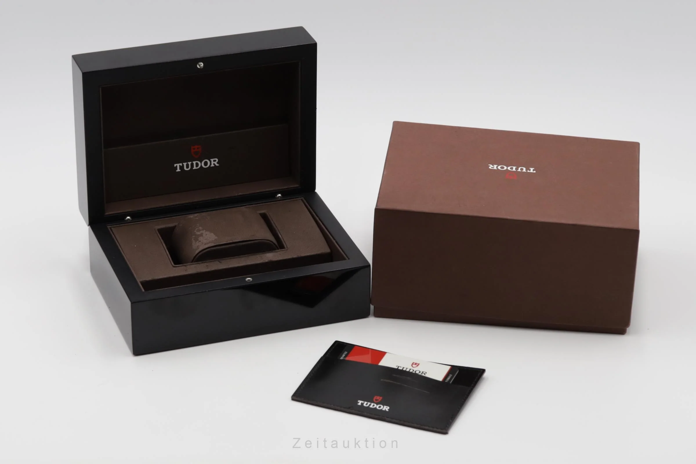 Tudor Black Bay steel automatic men's watch 79220R  [2505124] - Image 9