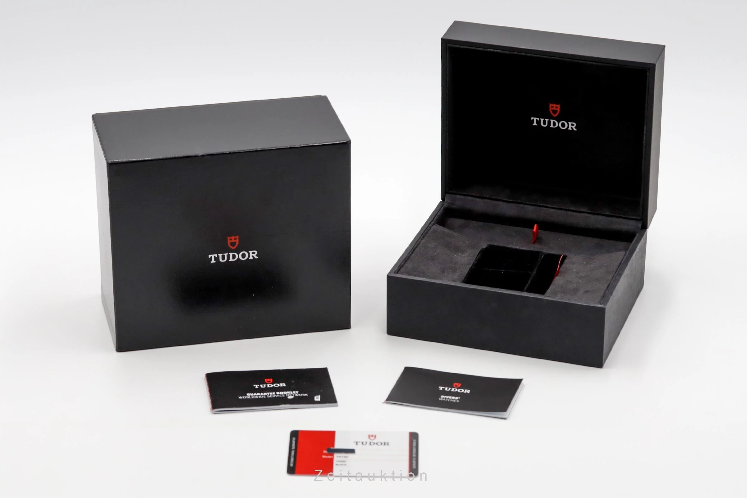 Tudor Black Bay steel automatic men's watch 79730  [2504518] - Image 9