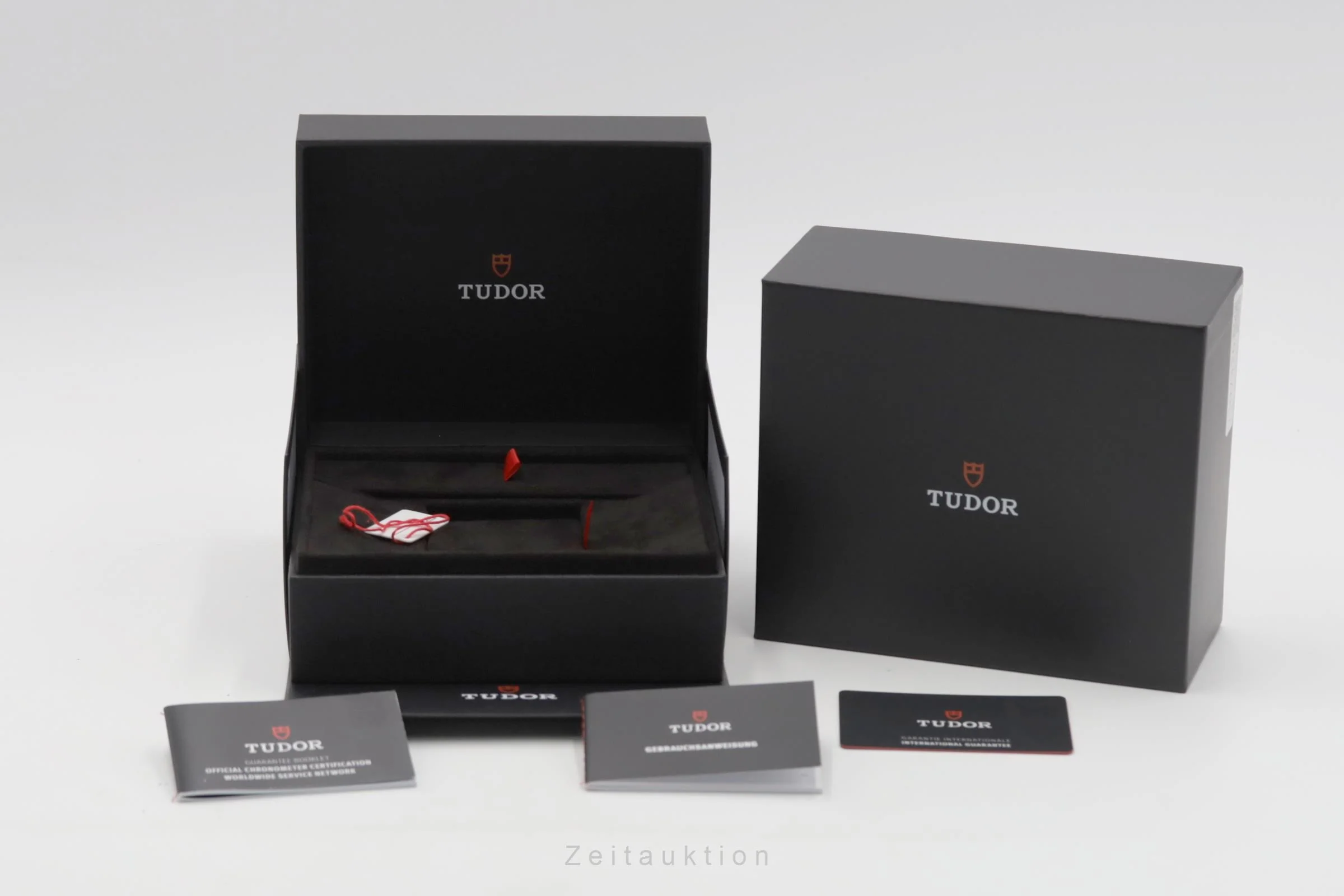 Tudor Black Bay steel automatic men's watch M79030N-0003  [2507326] - Image 9