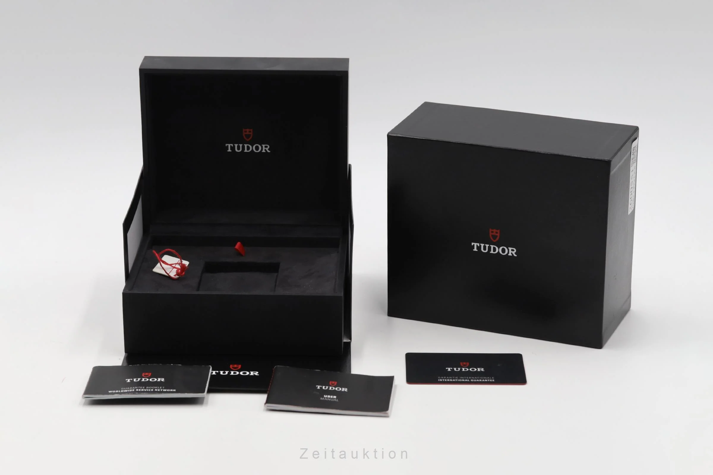 Tudor Black Bay steel automatic men's watch M79470-0002 LP: 4200EUR  [2600551] - Image 9