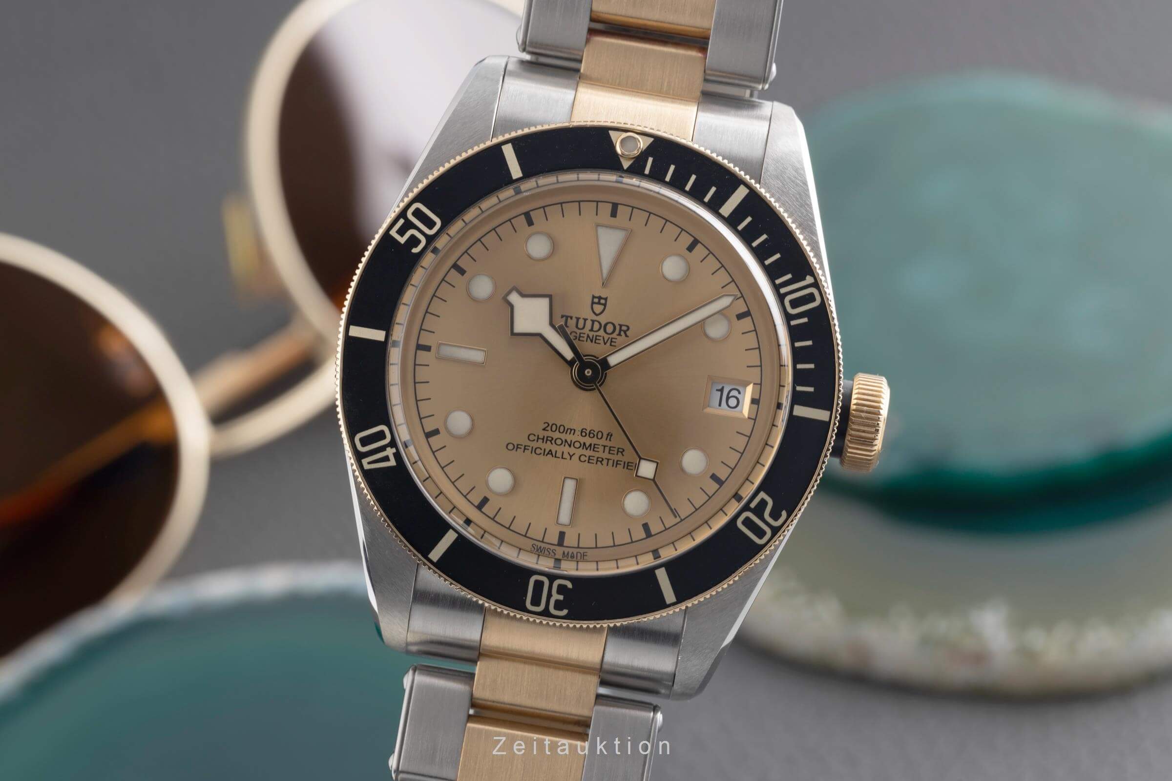 Tudor Black Bay steel / gold automatic men's watch 79733N  [2501906] - Image 2