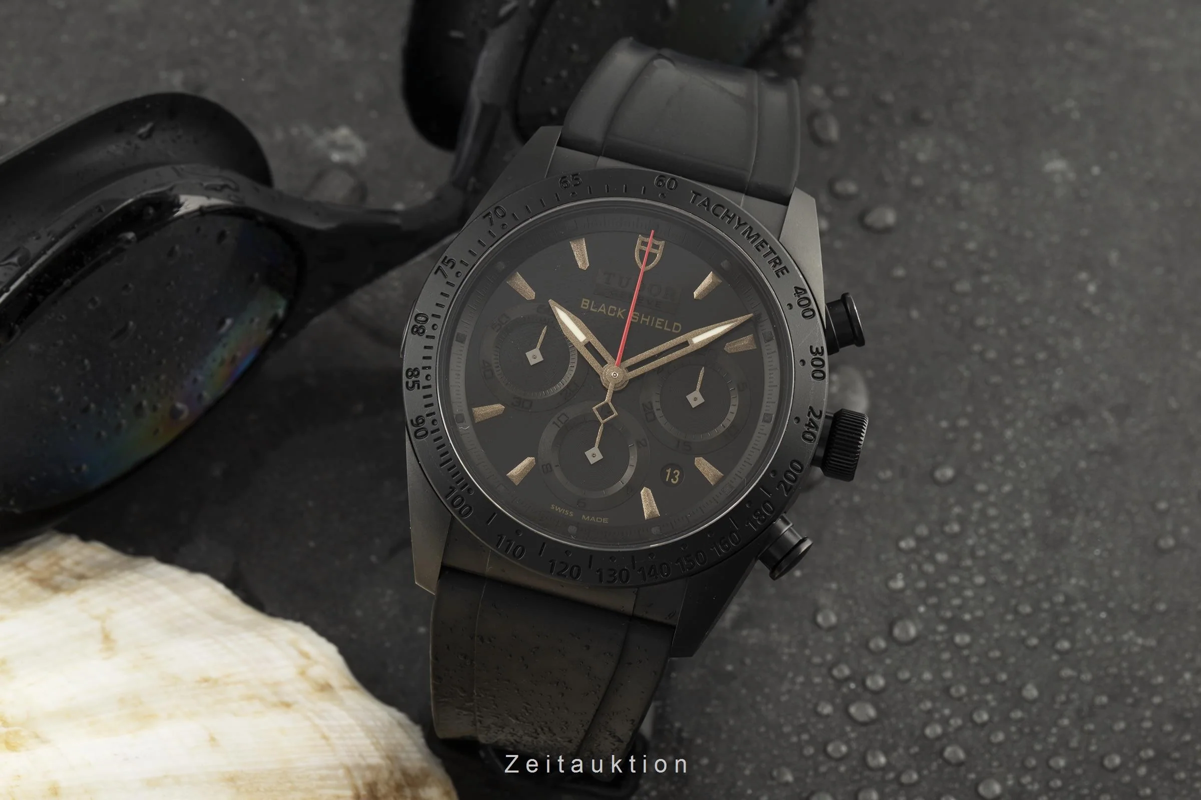 Tudor Black Shield chronograph ceramic automatic men's watch 42000C  [2207060] - Image 3