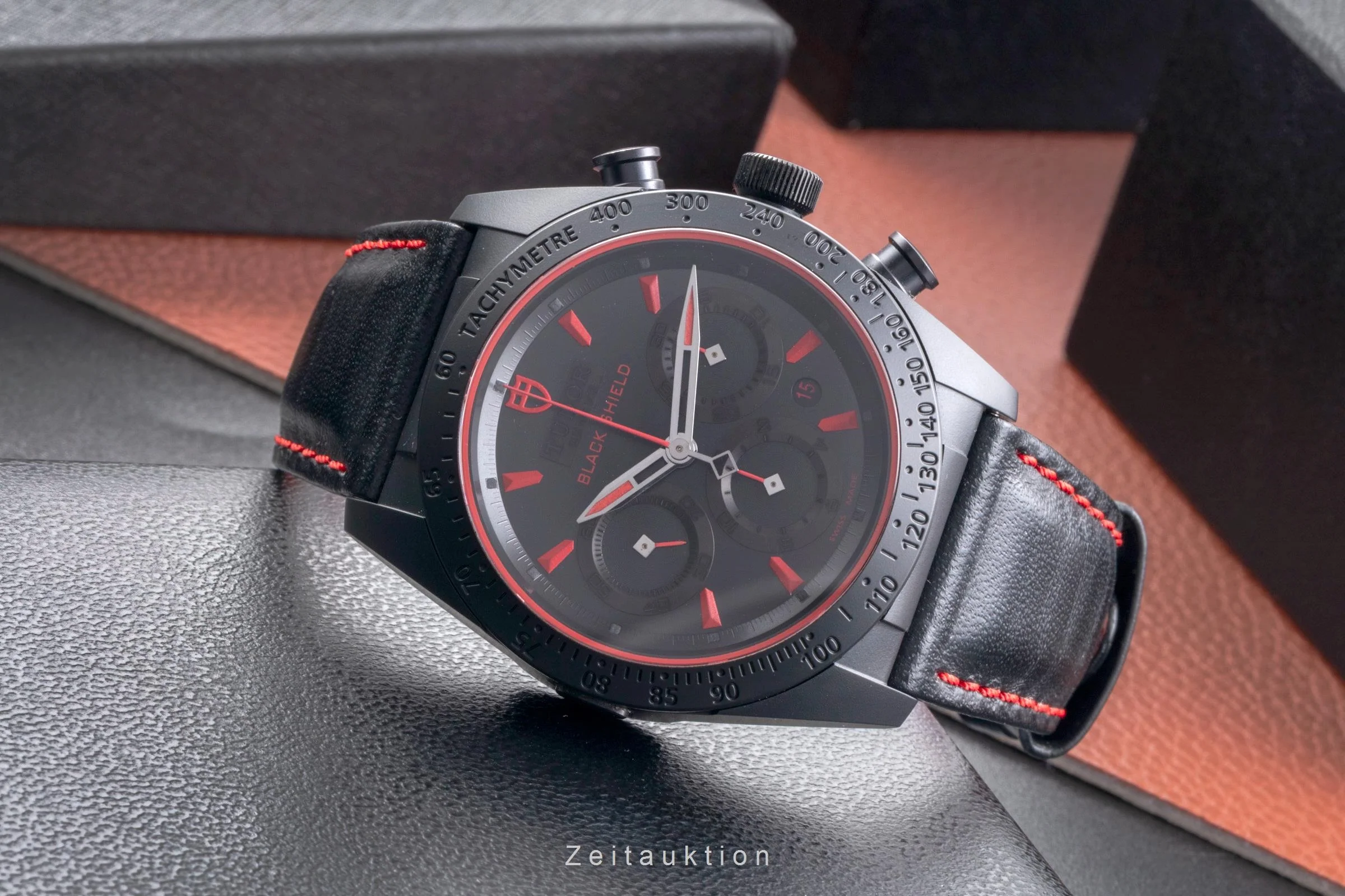 Tudor Black Shield chronograph ceramic / steel automatic men's watch 42000CR  [2505869] - Image 3