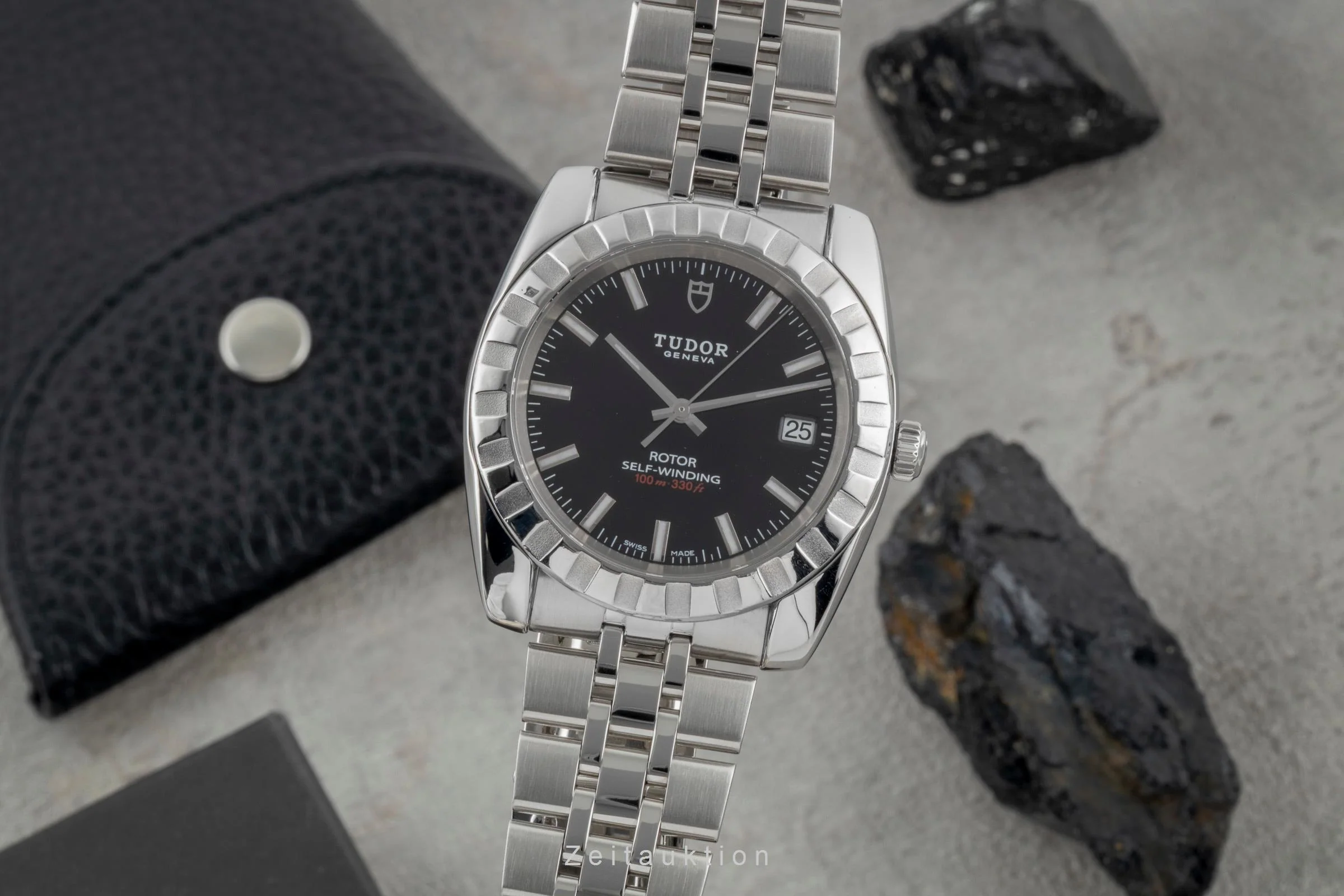Tudor Classic Date steel automatic men's watch 21010  [2600791] - Image 2
