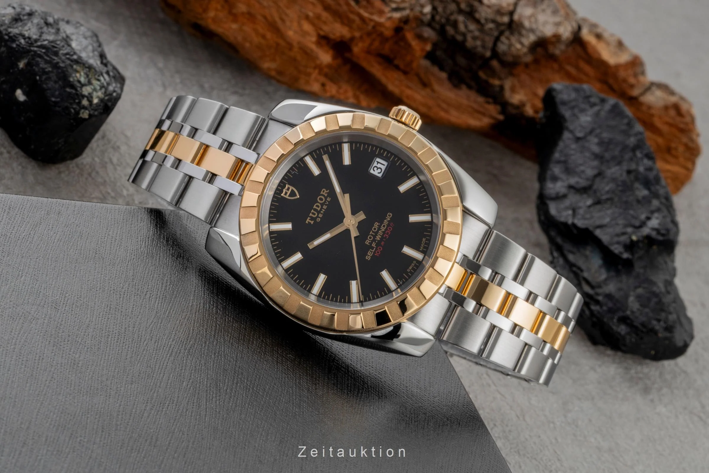 Tudor Classic Date steel / gold automatic men's watch 21013  [2600679] - Image 3