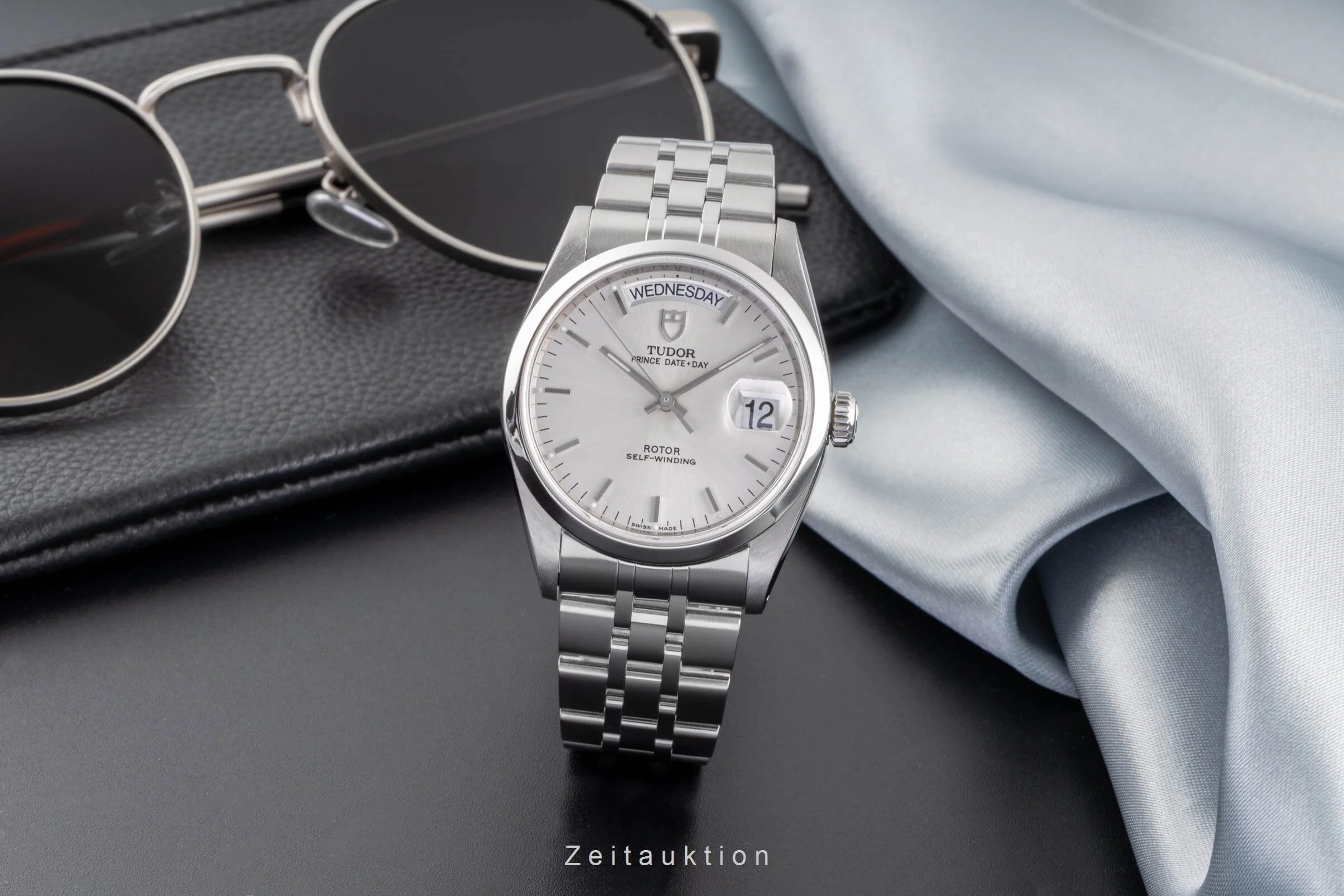Tudor Date-Day steel automatic men's watch 76200  [2406102] - Image 3