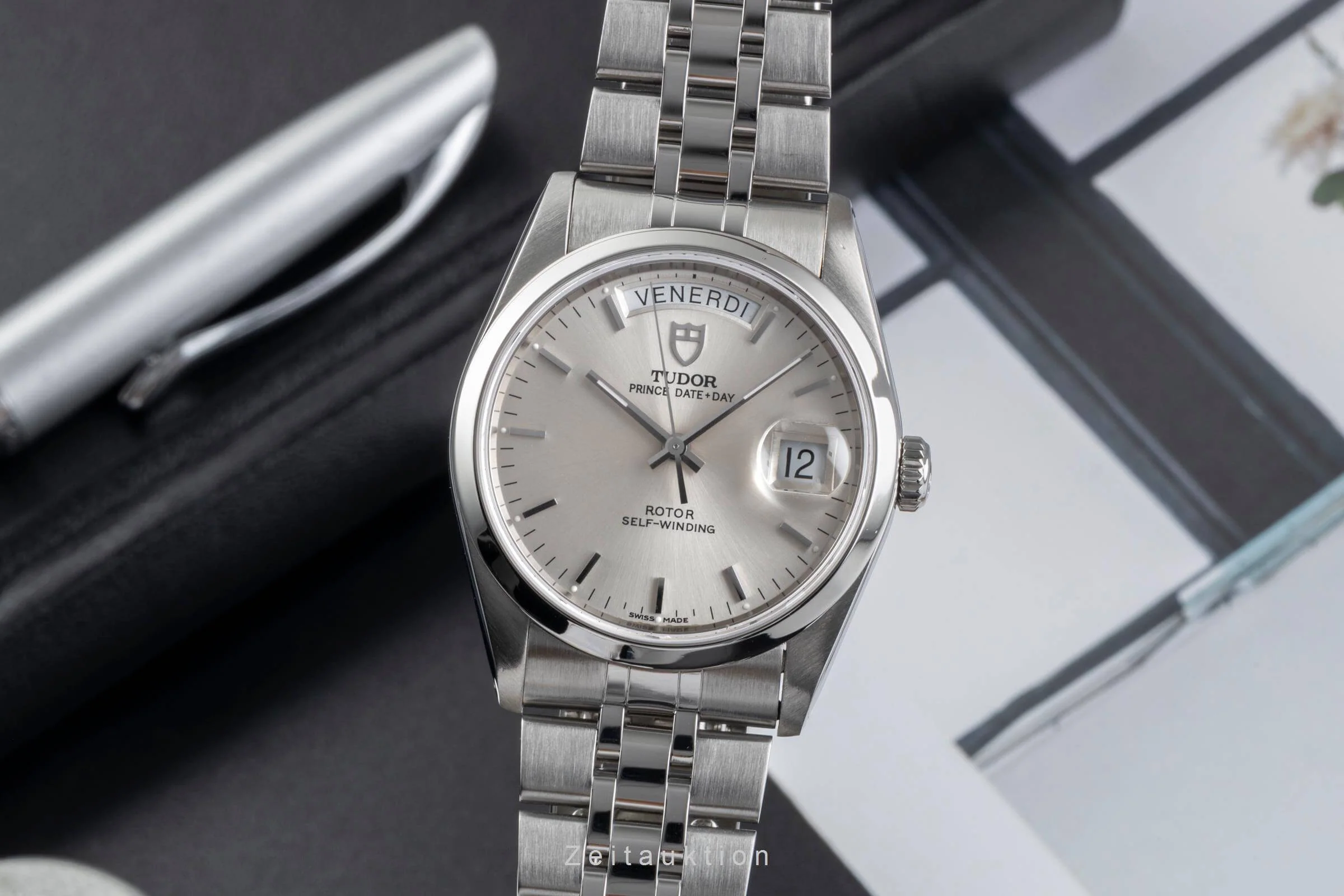 Tudor Date-Day steel automatic men's watch 76200  [2501855] - Image 2