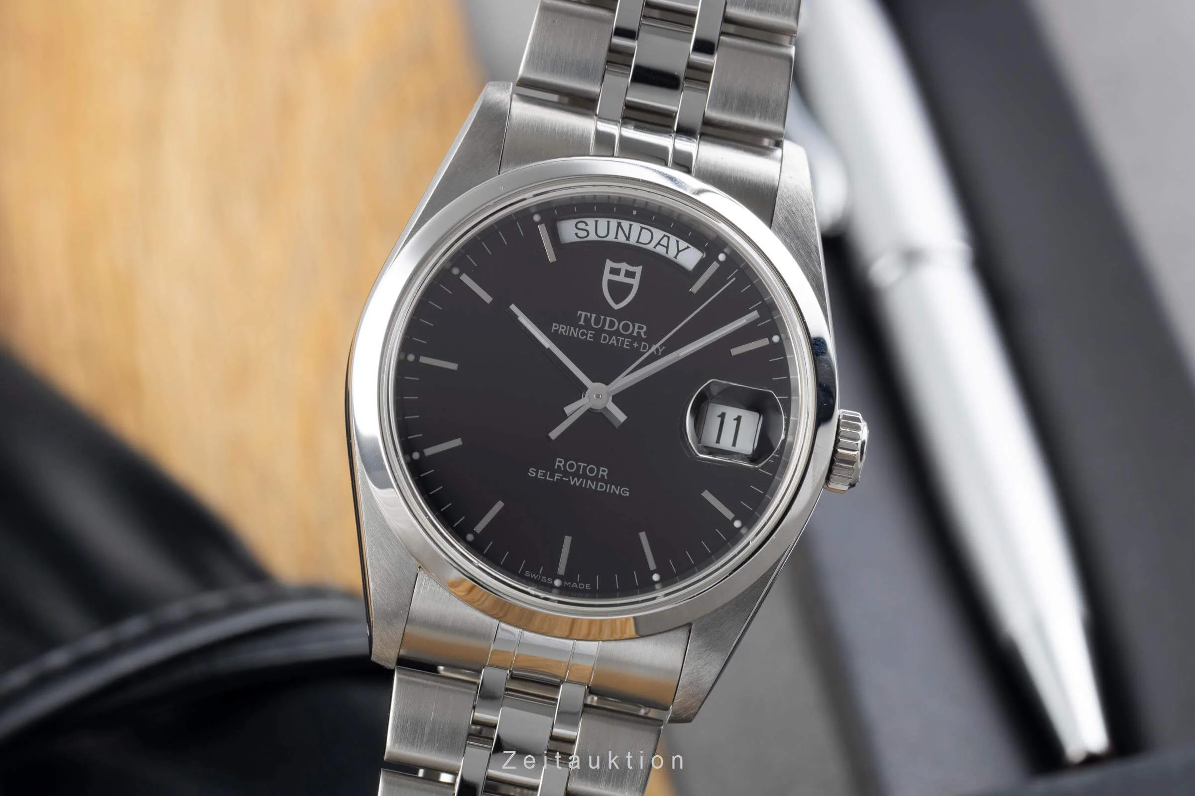 Tudor Date-Day steel automatic men's watch 76200  [2501908] - Image 2