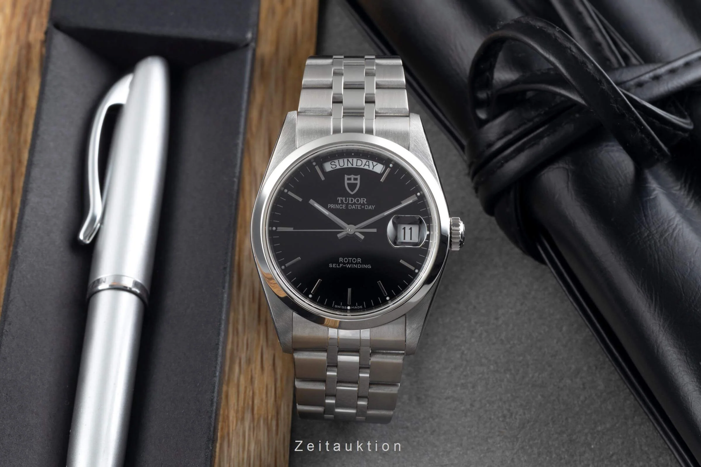 Tudor Date-Day steel automatic men's watch 76200  [2501908] - Image 4