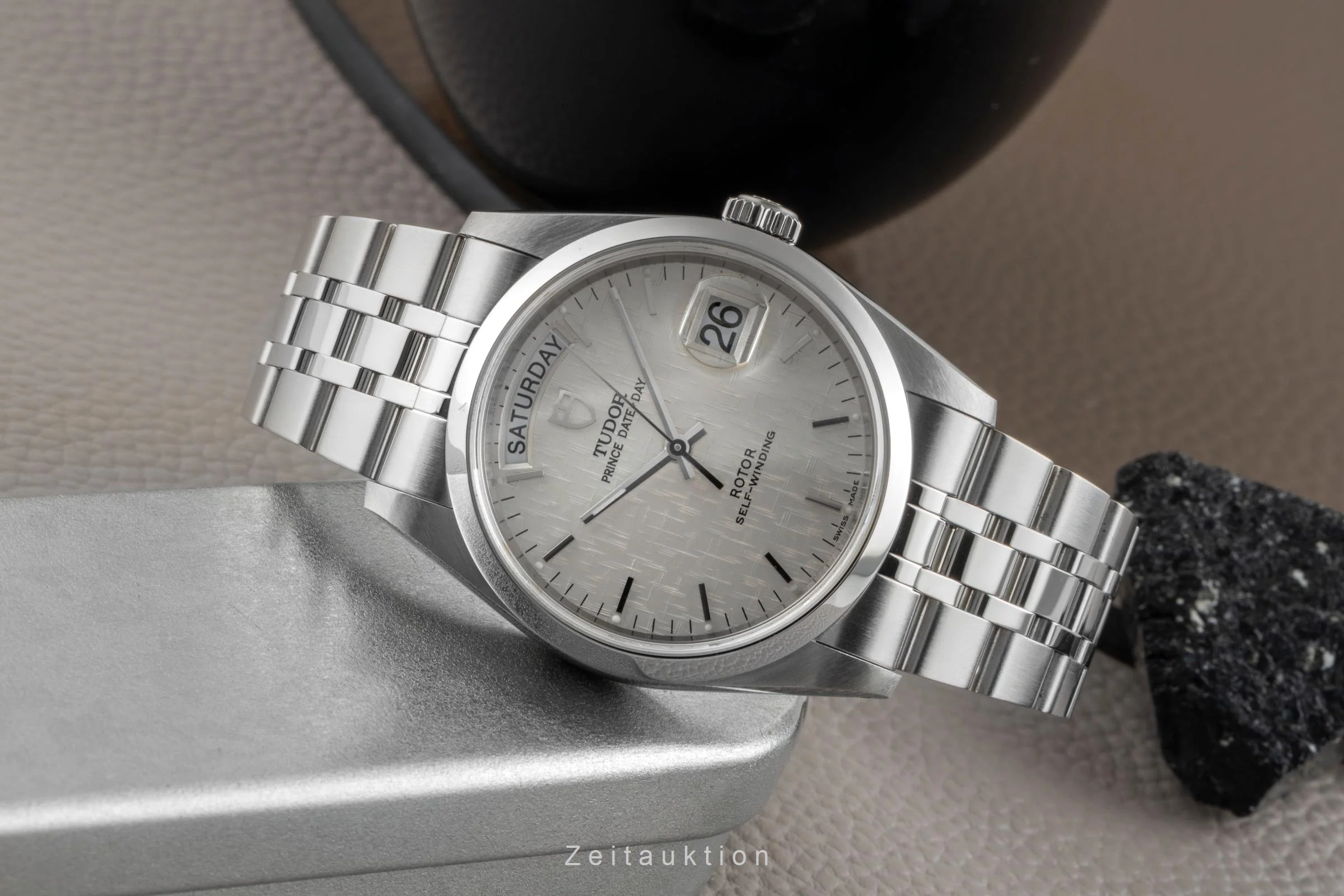 Tudor Date-Day steel automatic men's watch 76200  [2505937] - Image 3