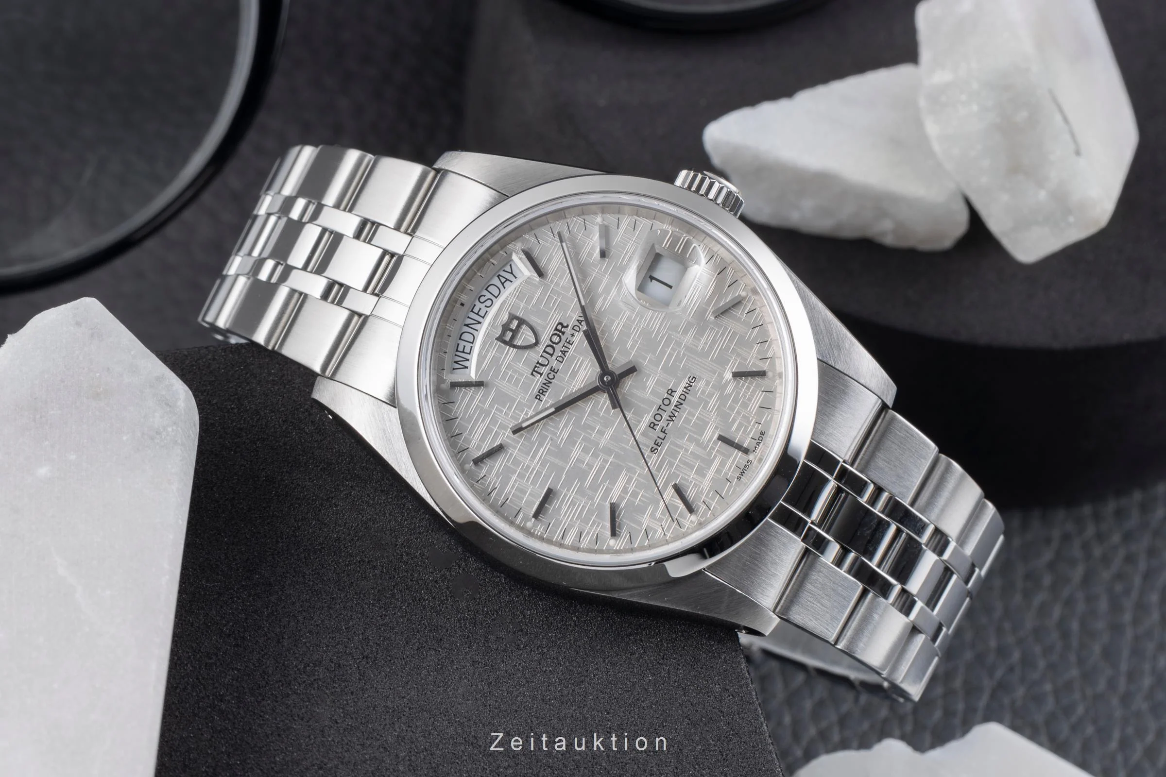 Tudor Date-Day steel automatic men's watch 76200  [2507121] - Image 3