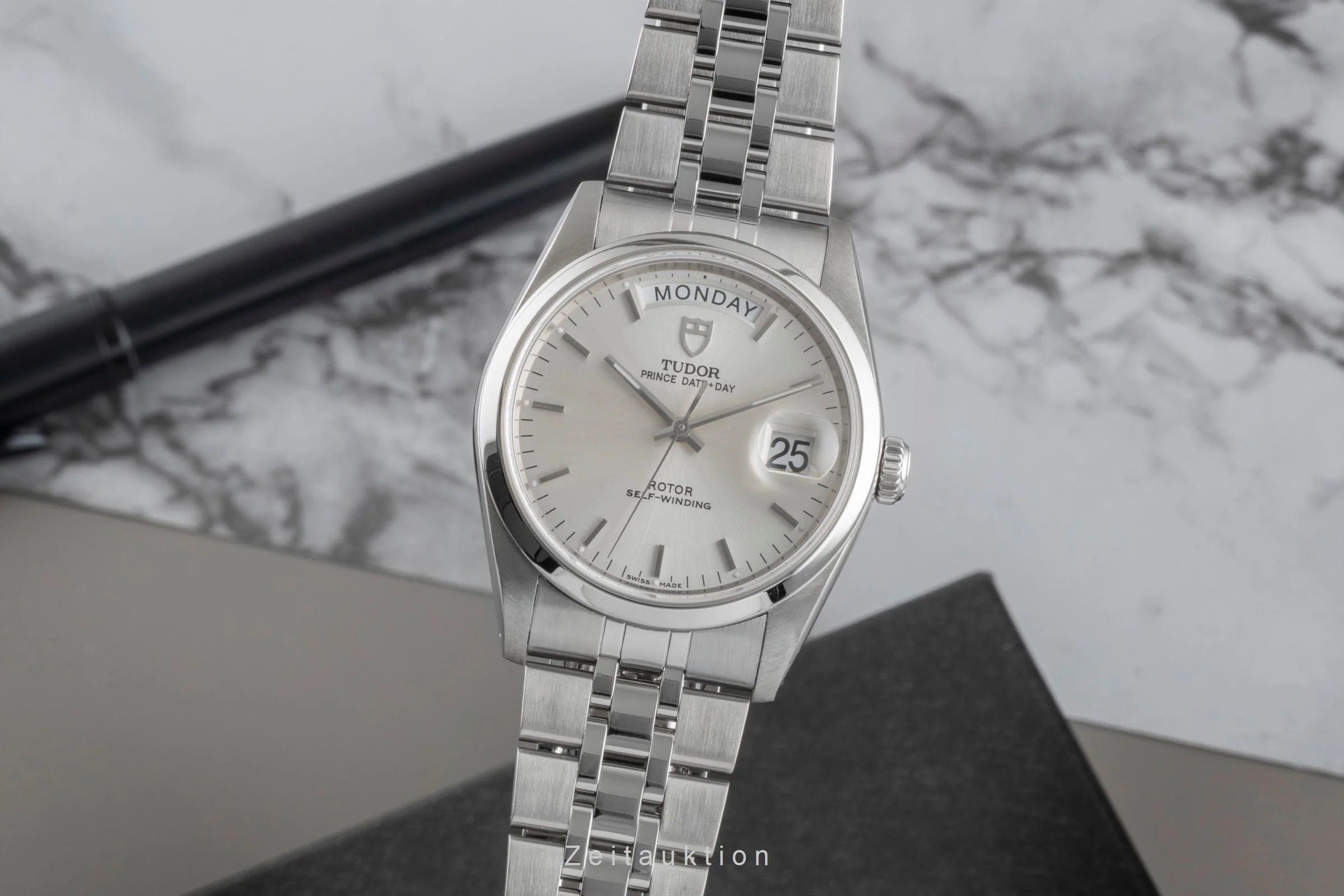 Tudor Date-Day steel automatic men's watch 76200  [2507292] - Image 2
